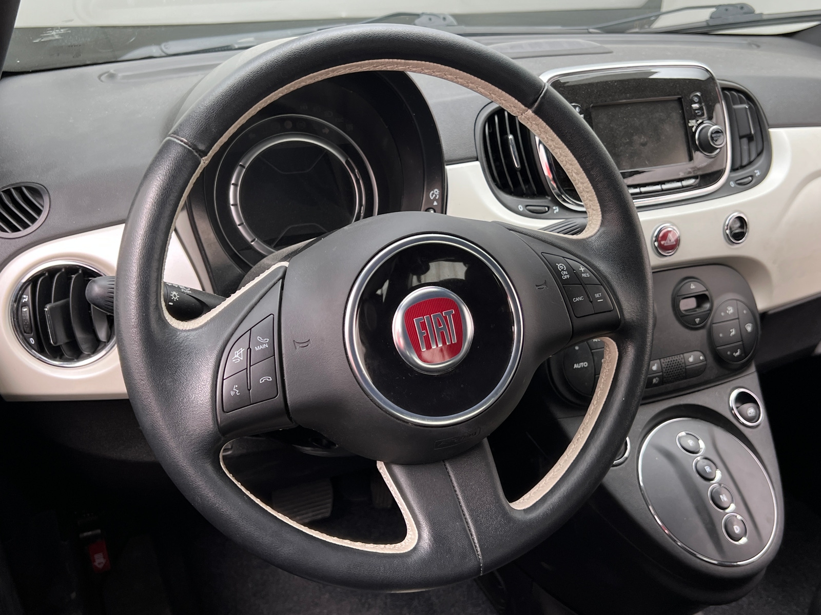 Thumbnail: 2019 Fiat 500e - 4
