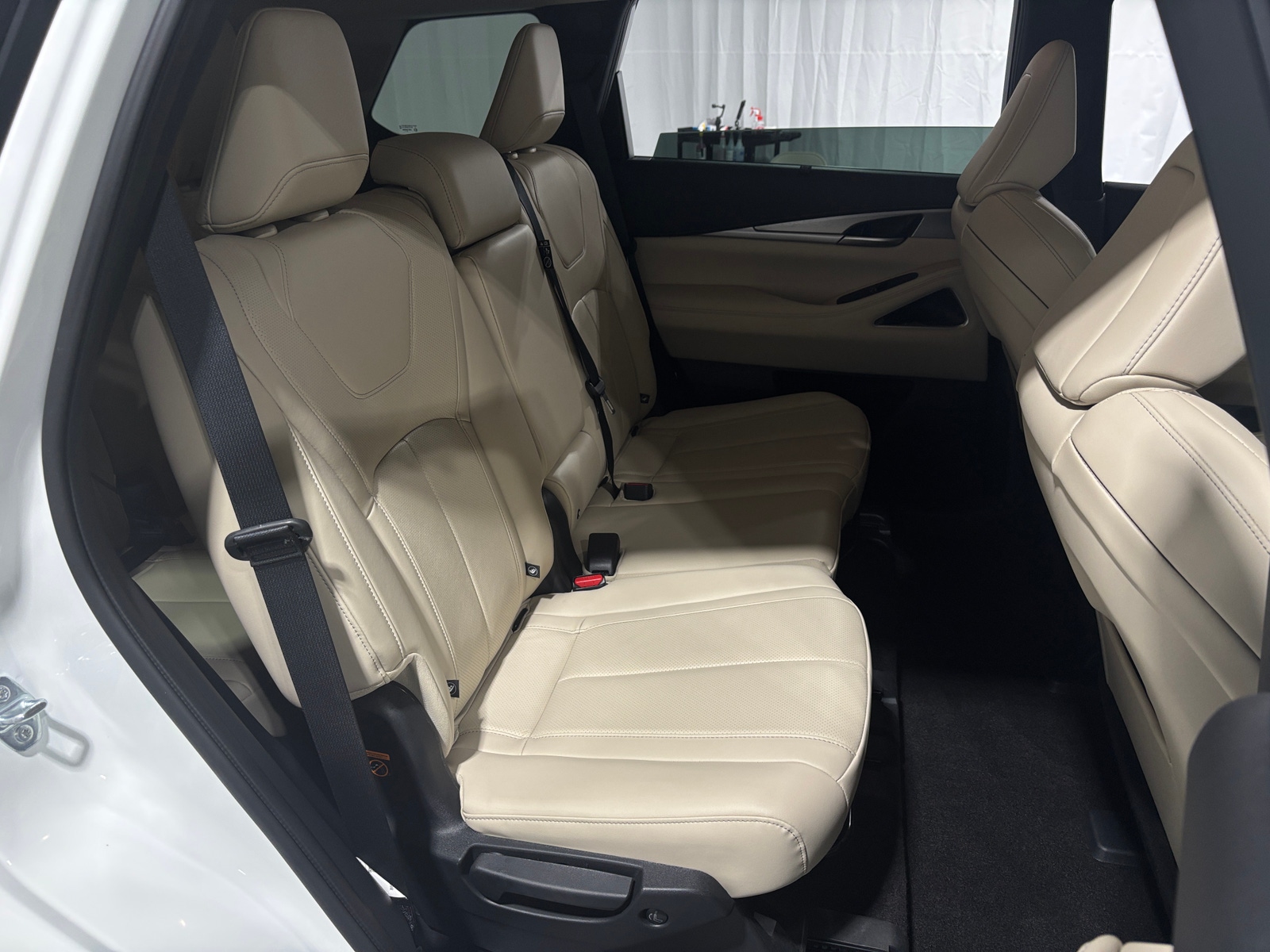 Thumbnail: 2025 INFINITI QX60 - 5