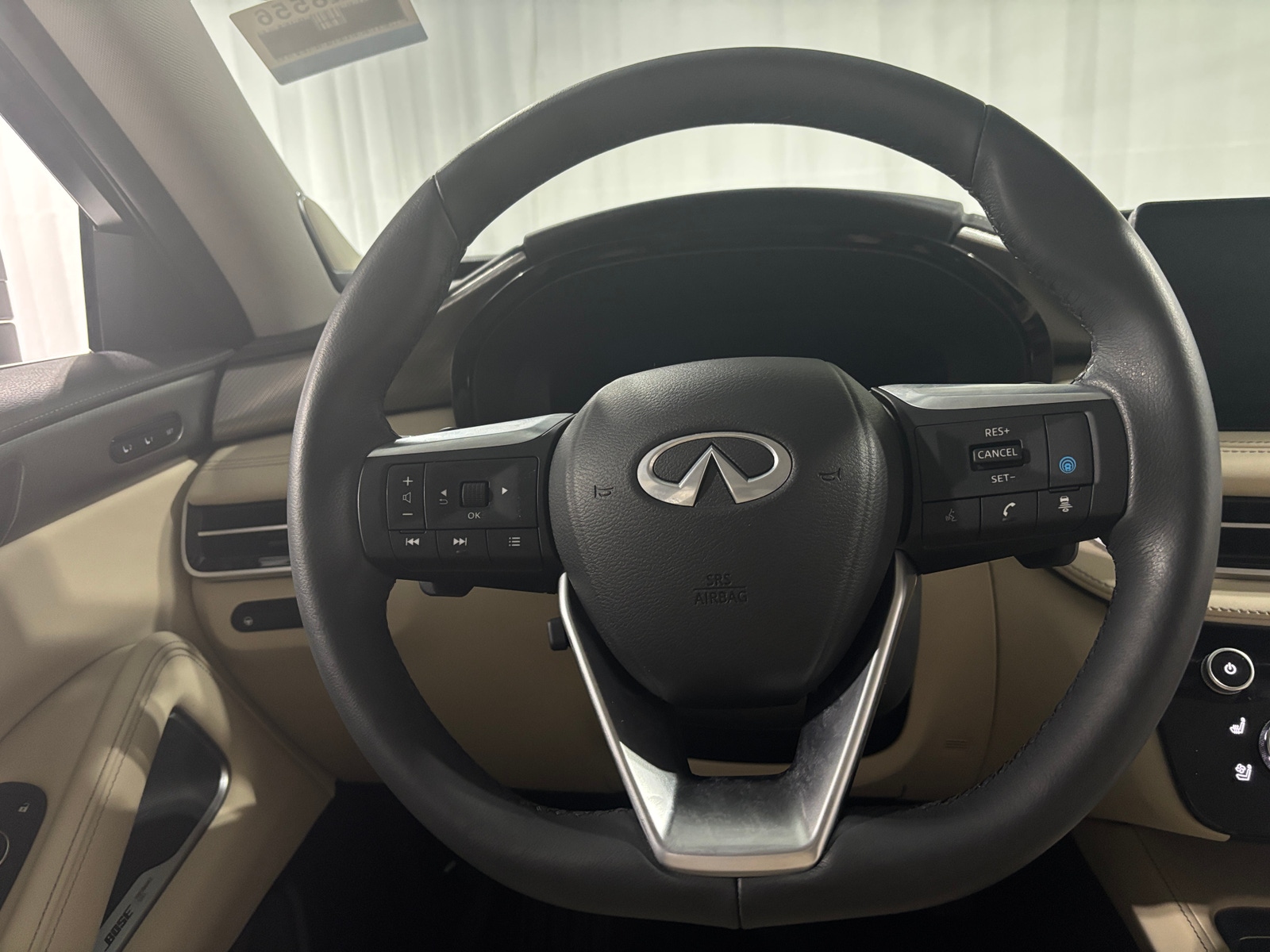 Thumbnail: 2025 INFINITI QX60 - 4