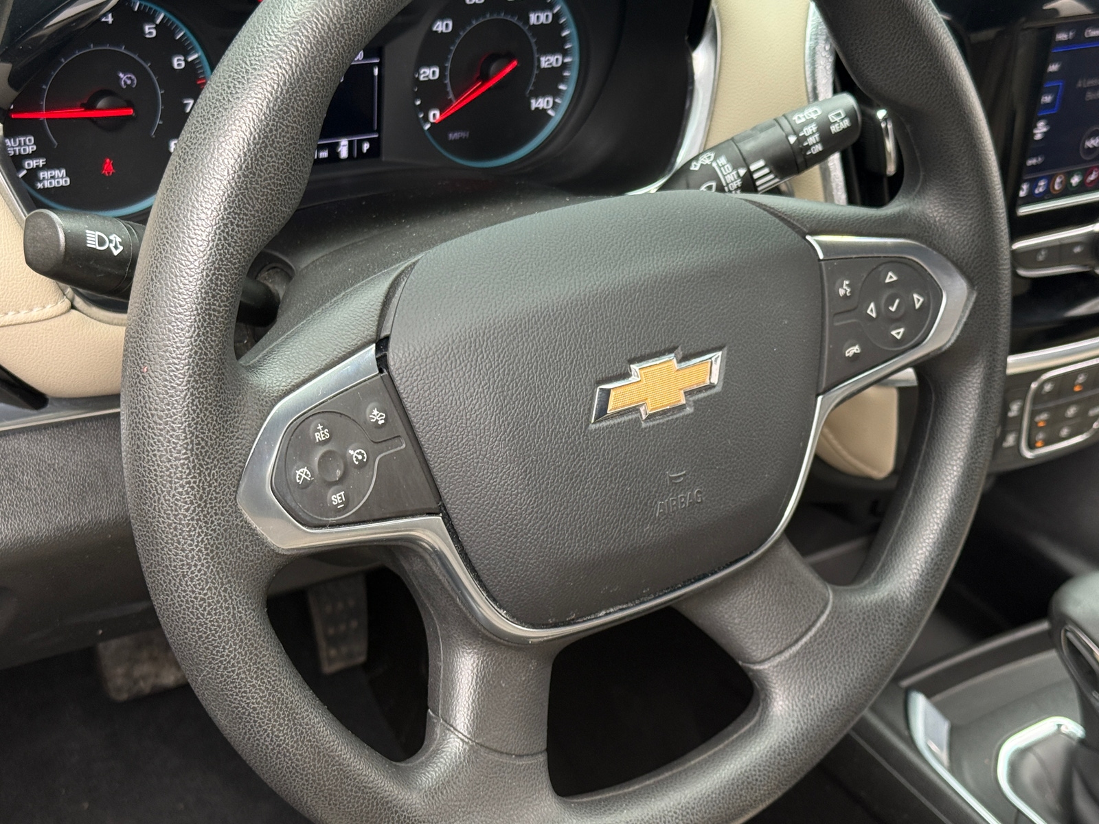 Thumbnail: 2023 Chevrolet Traverse - 5