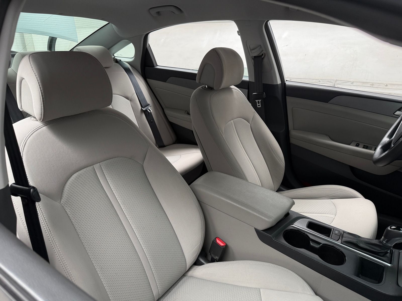 Thumbnail: 2015 Hyundai Sonata - 2