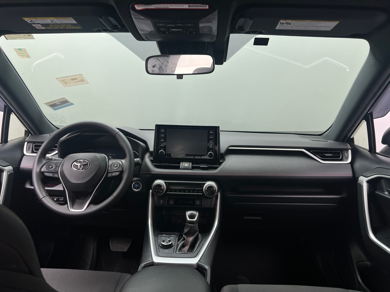 Thumbnail: 2021 Toyota RAV4 - 3