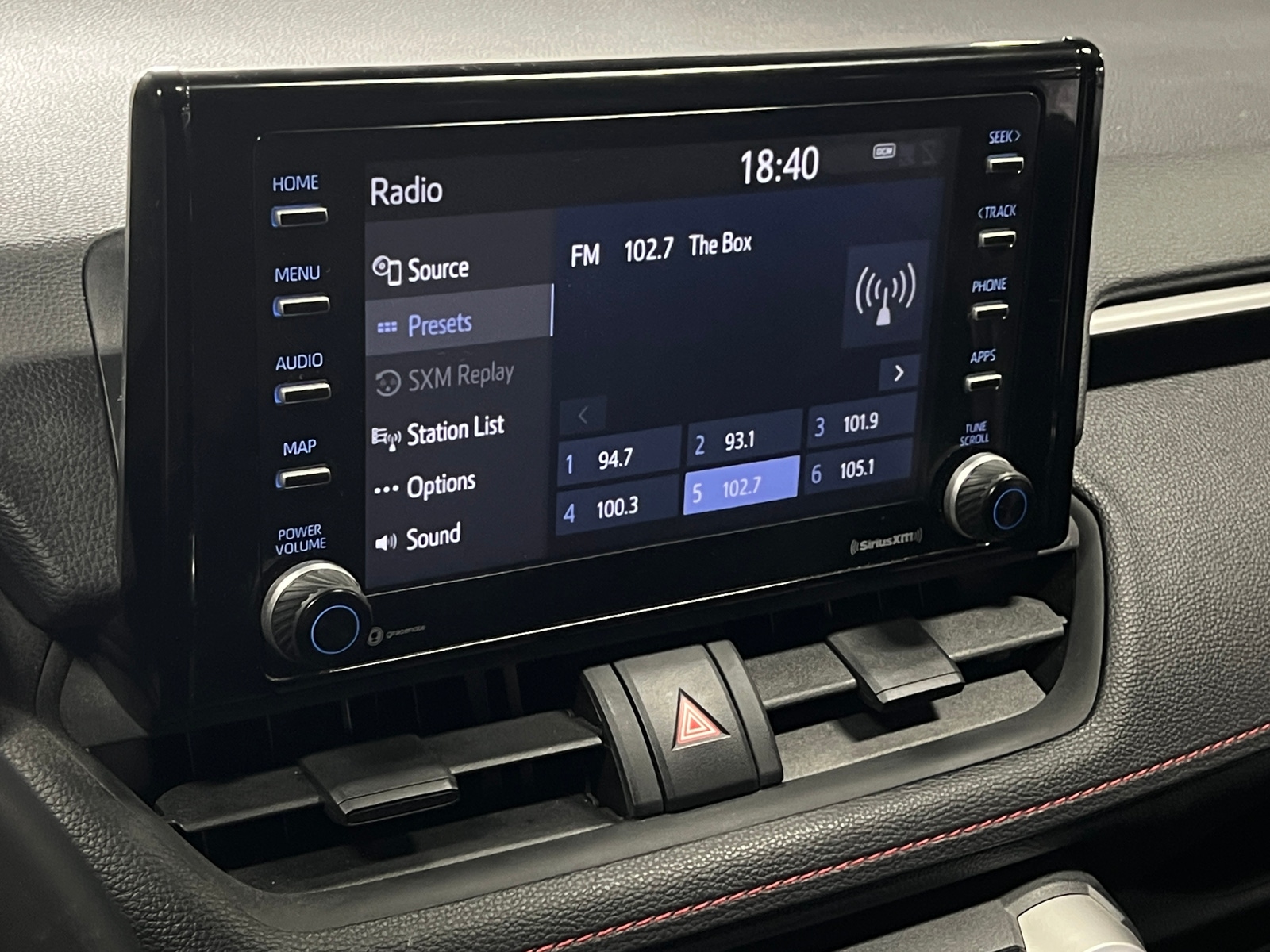 Thumbnail: 2021 Toyota RAV4 - 4