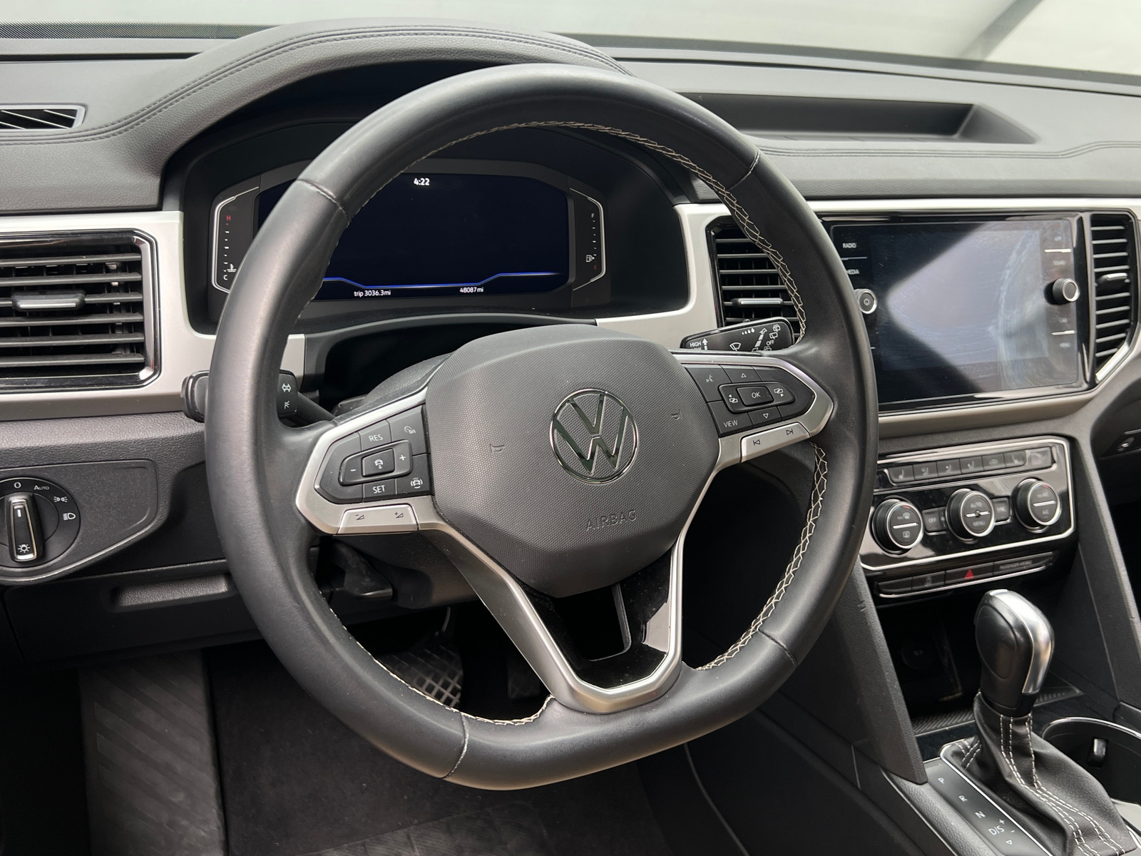 Thumbnail: 2022 Volkswagen Atlas - 4