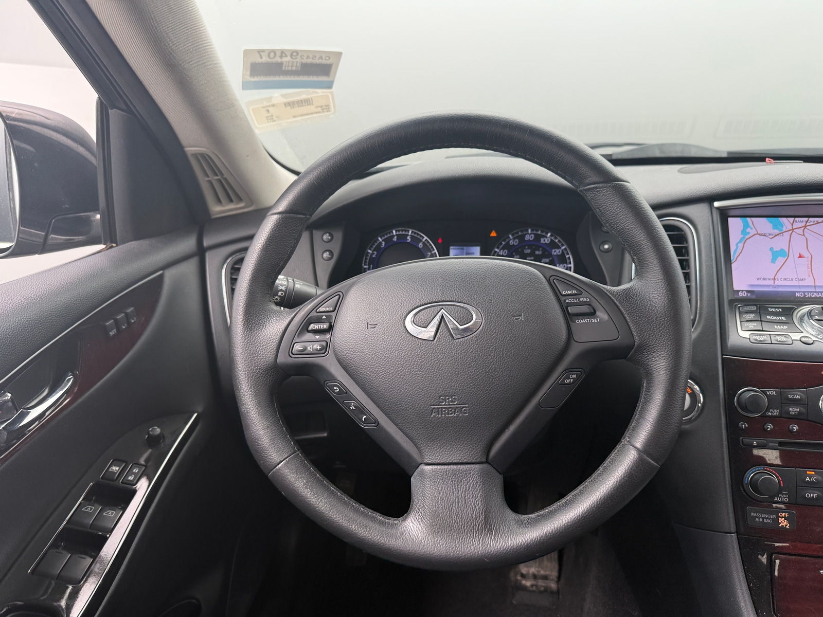Thumbnail: 2017 INFINITI QX50 - 4
