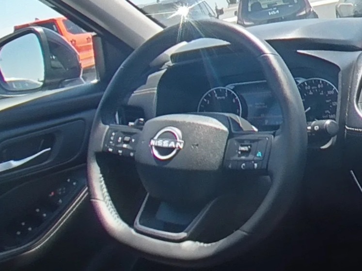 Thumbnail: 2025 Nissan Rogue - 5