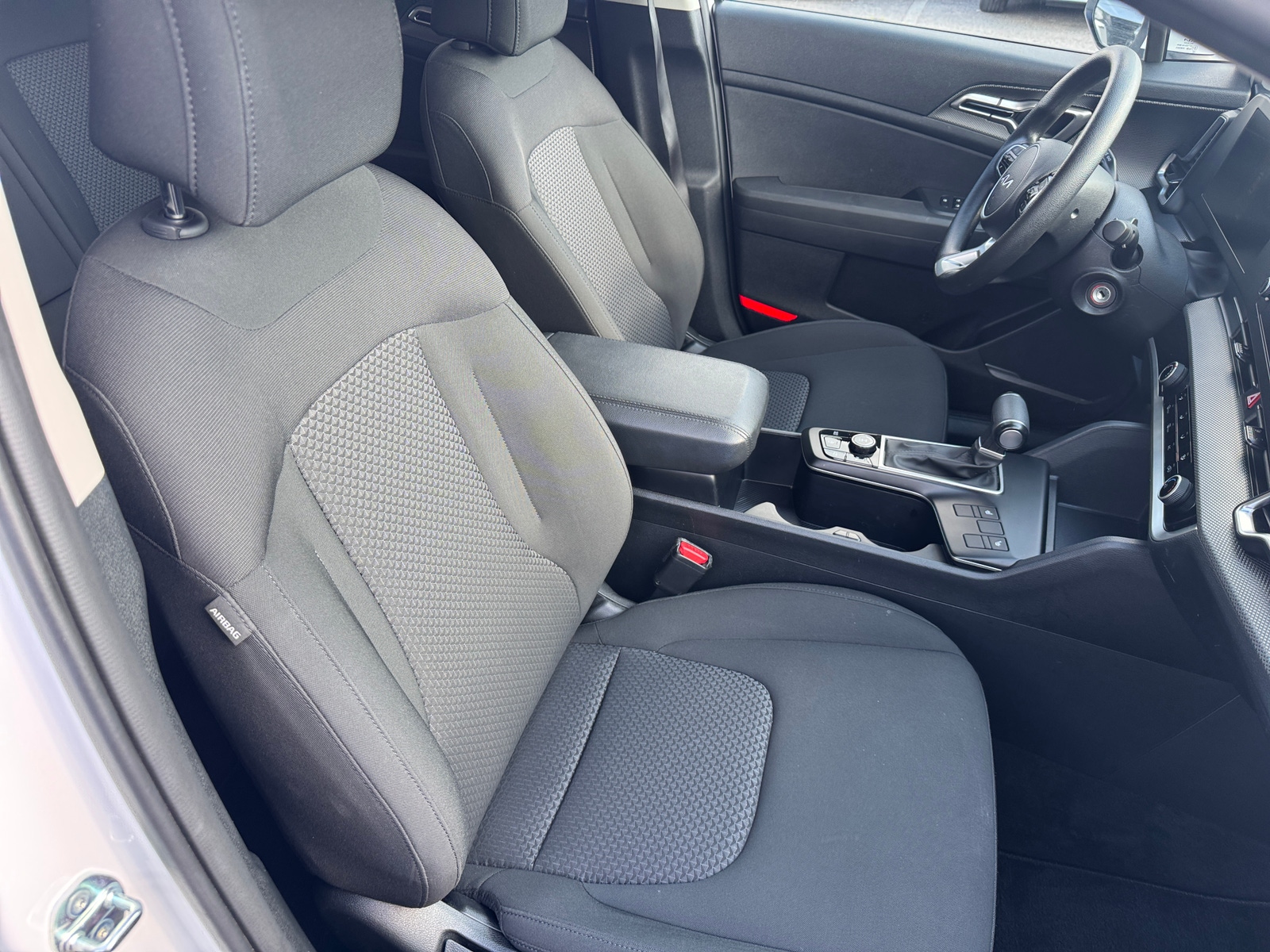 Thumbnail: 2025 Kia Sportage - 2