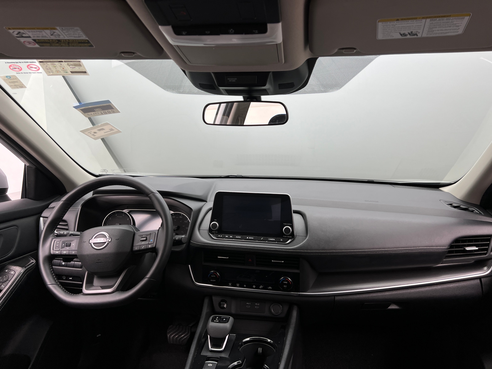 Thumbnail: 2025 Nissan Rogue - 3