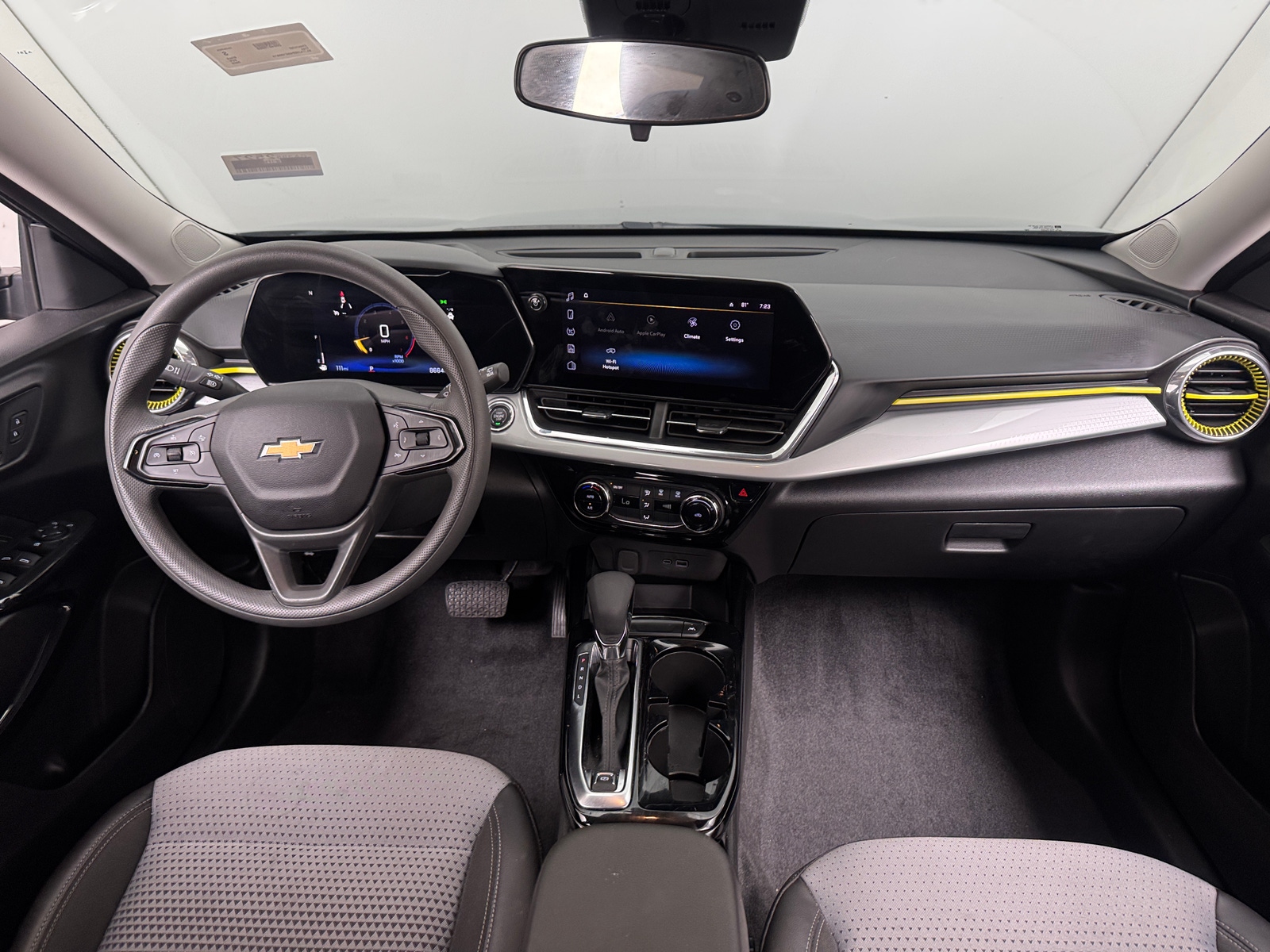 Thumbnail: 2025 Chevrolet Trax - 3