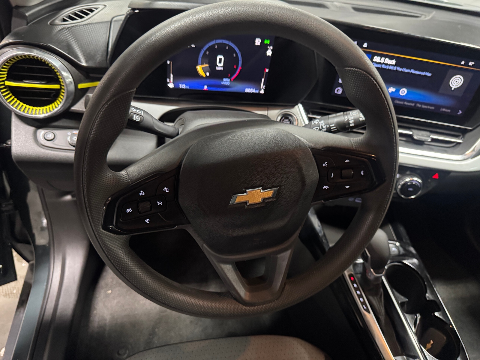 Thumbnail: 2025 Chevrolet Trax - 5