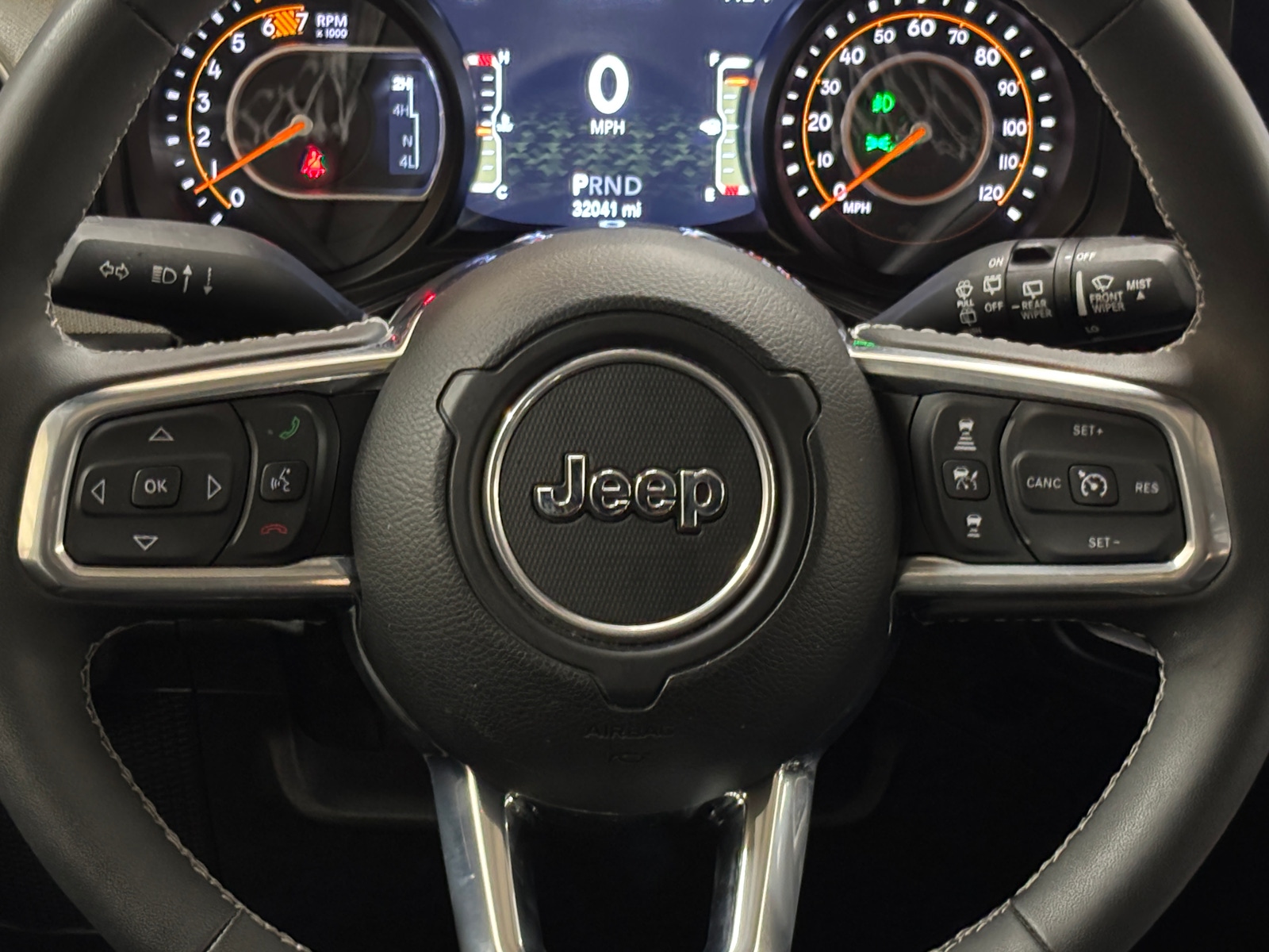 Thumbnail: 2025 Jeep Wrangler - 5