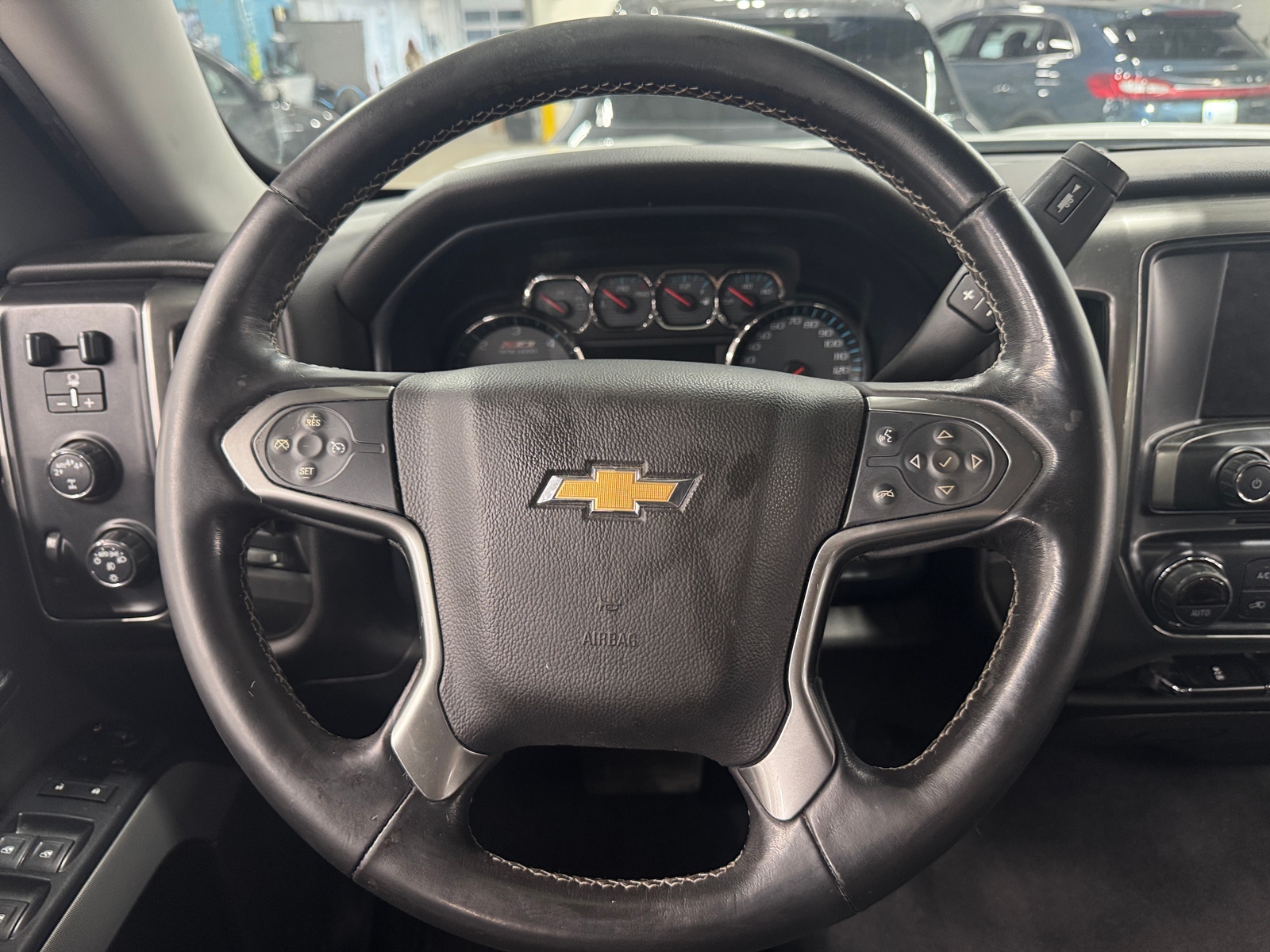 Thumbnail: 2018 Chevrolet Silverado 1500 - 5