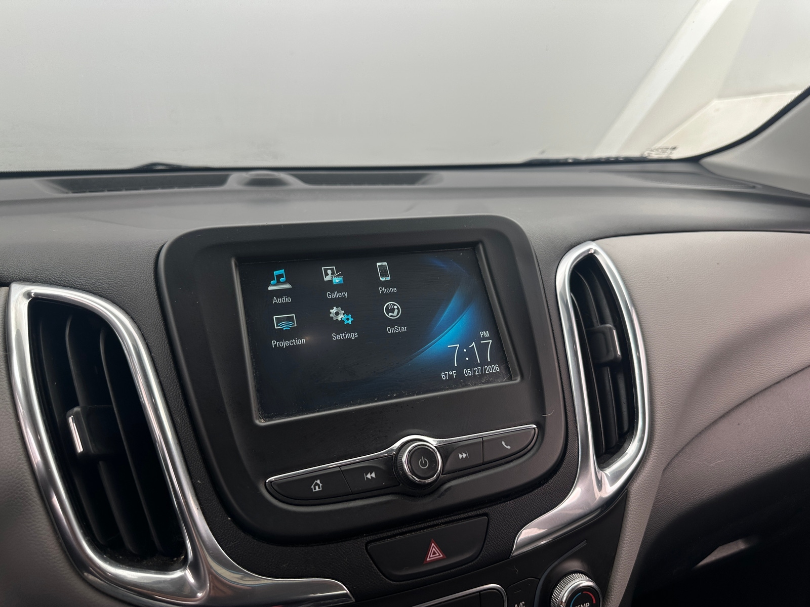 Thumbnail: 2018 Chevrolet Equinox - 4