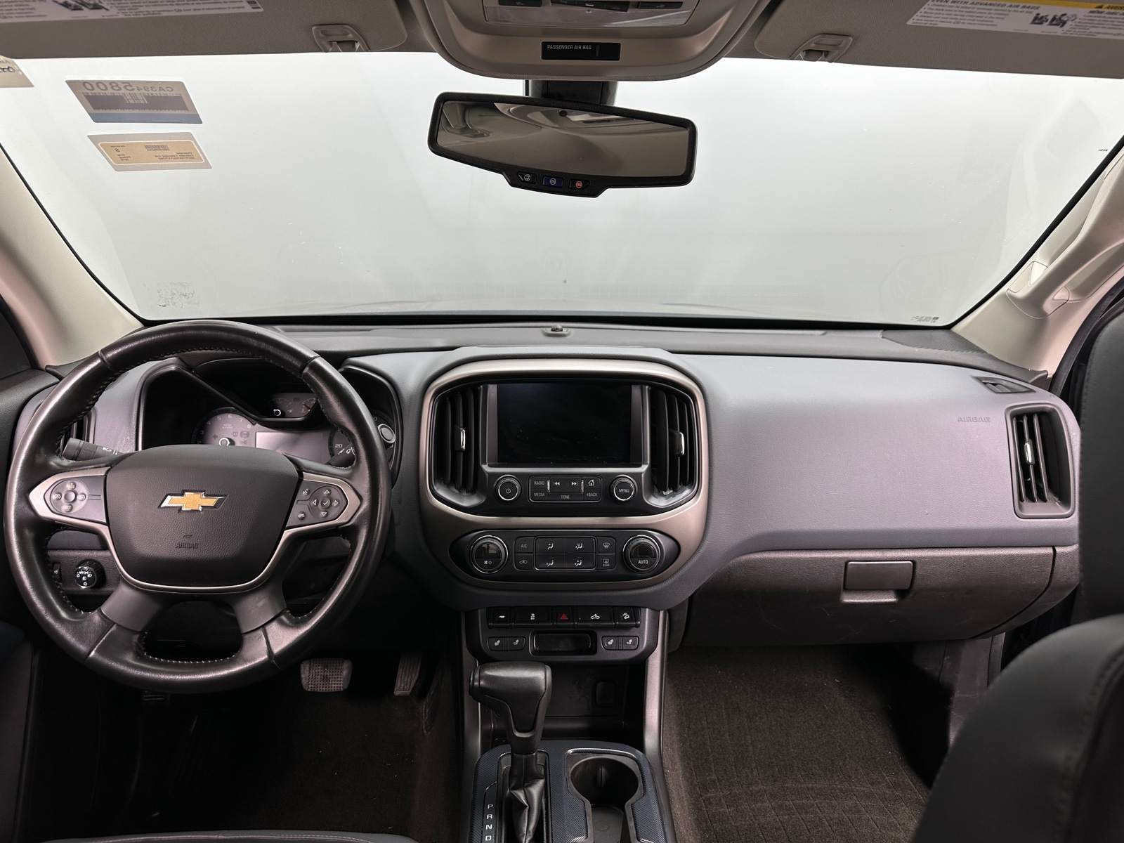 Thumbnail: 2018 Chevrolet Colorado - 3