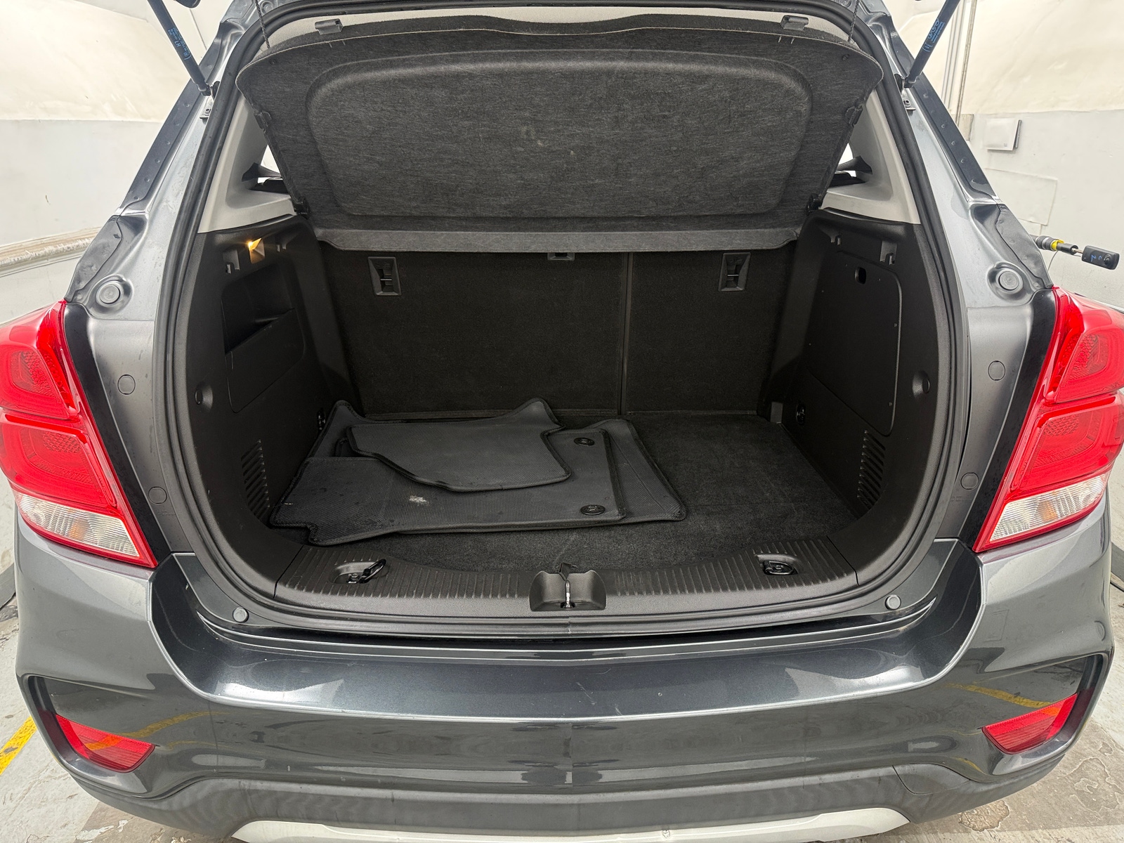 Thumbnail: 2018 Chevrolet Trax - 7