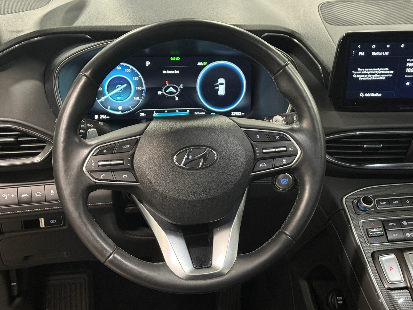 Thumbnail: 2023 Hyundai Santa Fe - 4