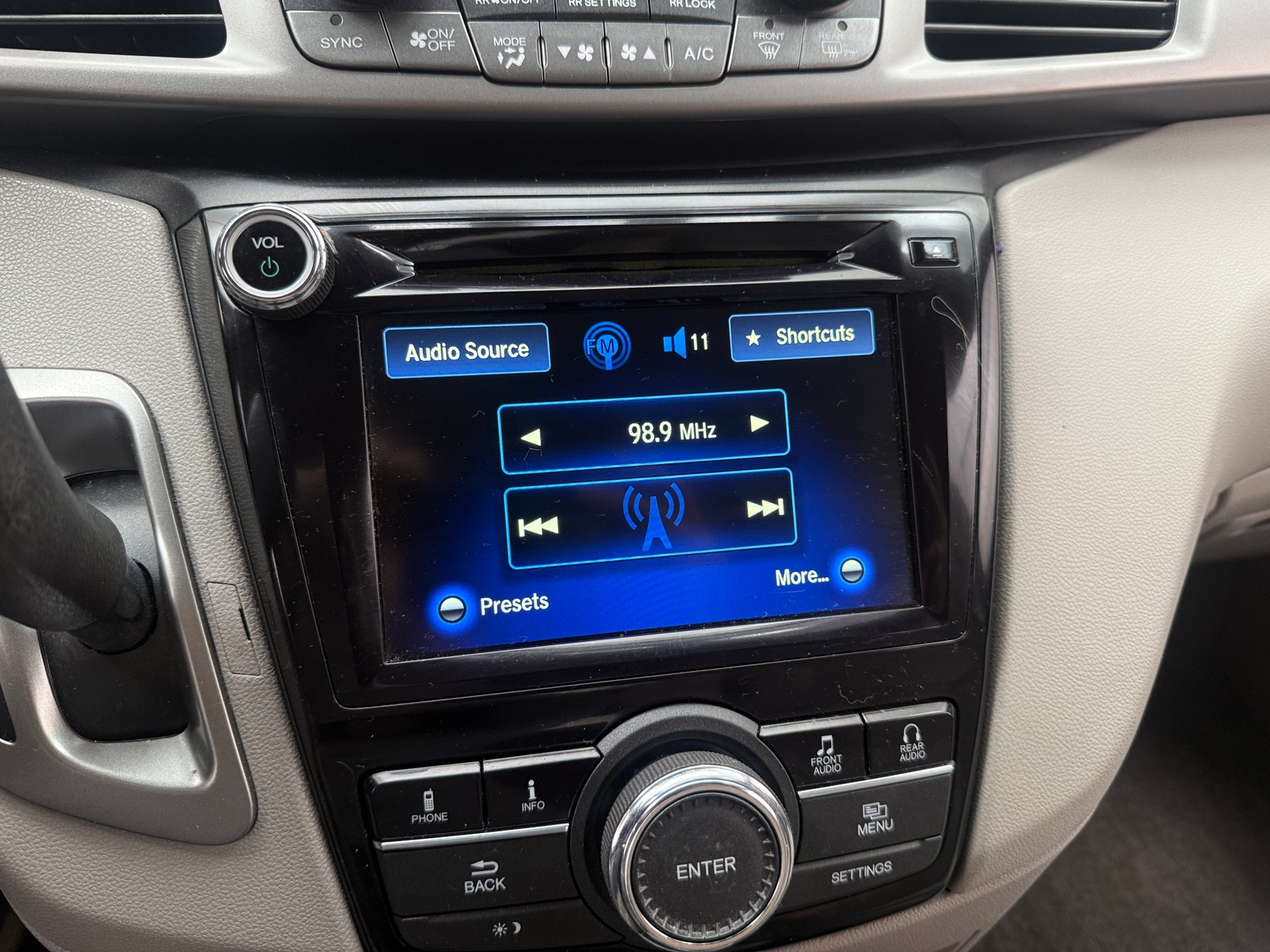 Thumbnail: 2016 Honda Odyssey - 4