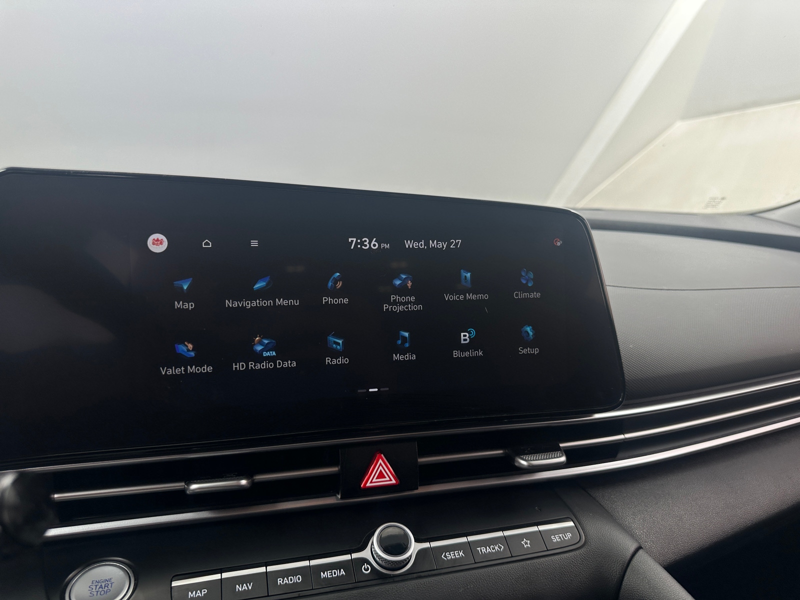 Thumbnail: 2023 Hyundai Elantra - 4