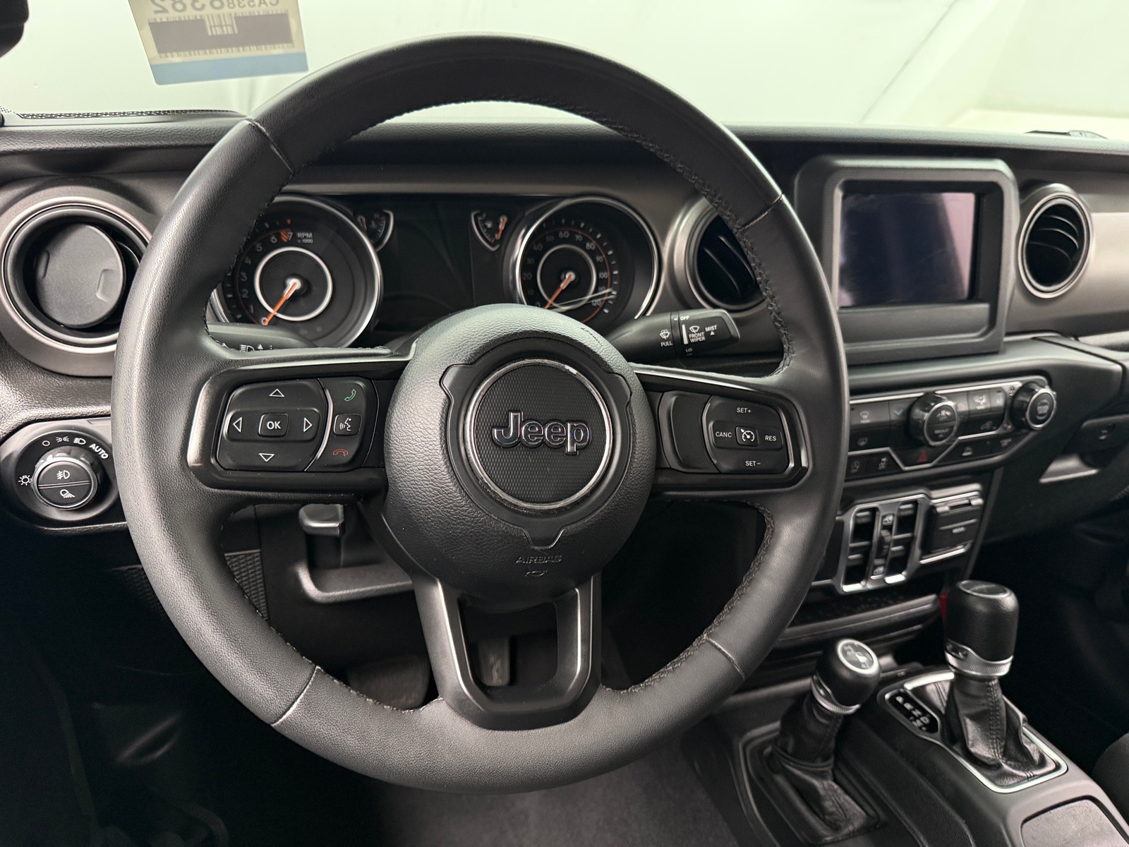 Thumbnail: 2023 Jeep Gladiator - 5