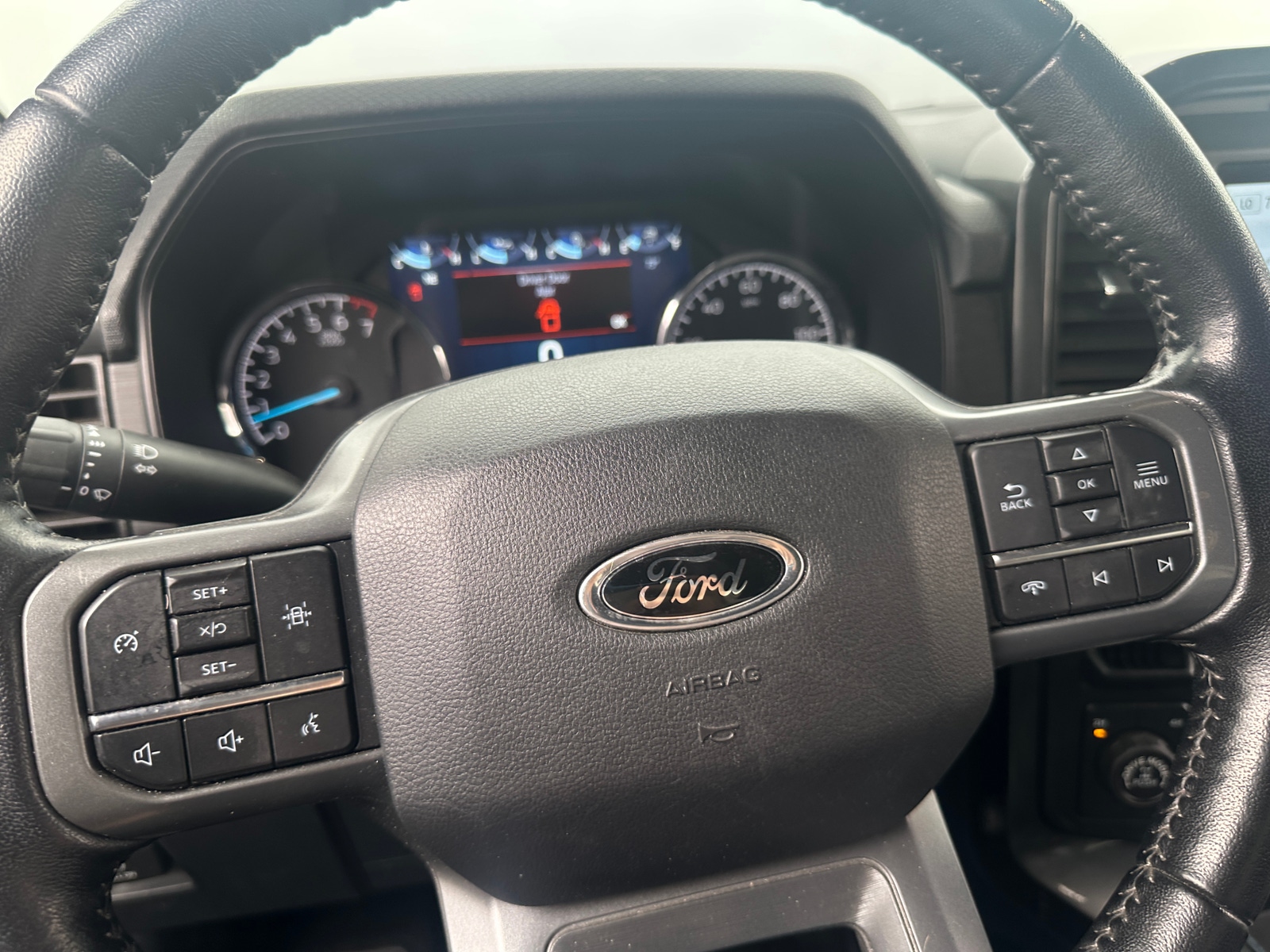 Thumbnail: 2022 Ford Econoline - 4