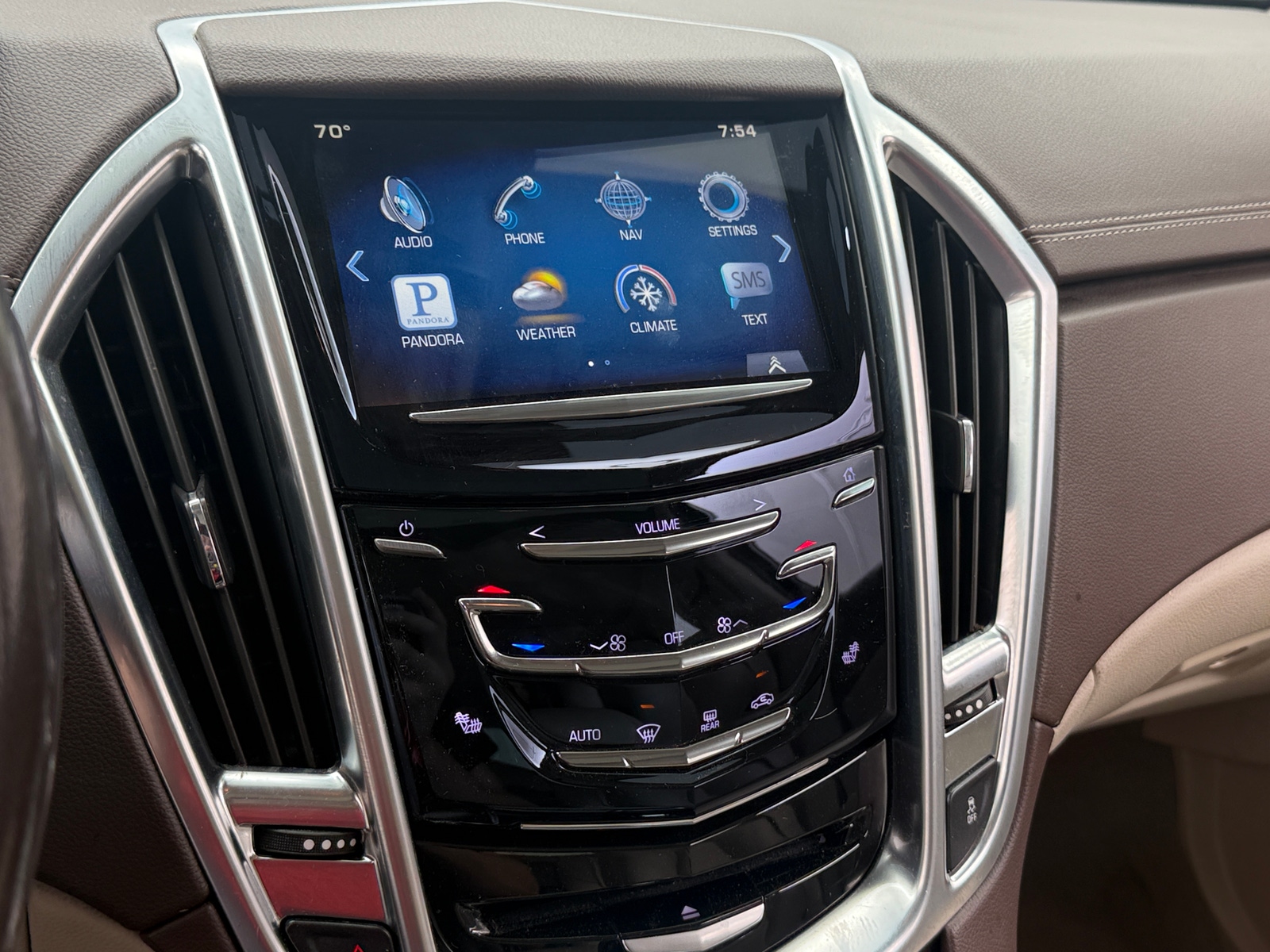 Thumbnail: 2015 Cadillac SRX - 3
