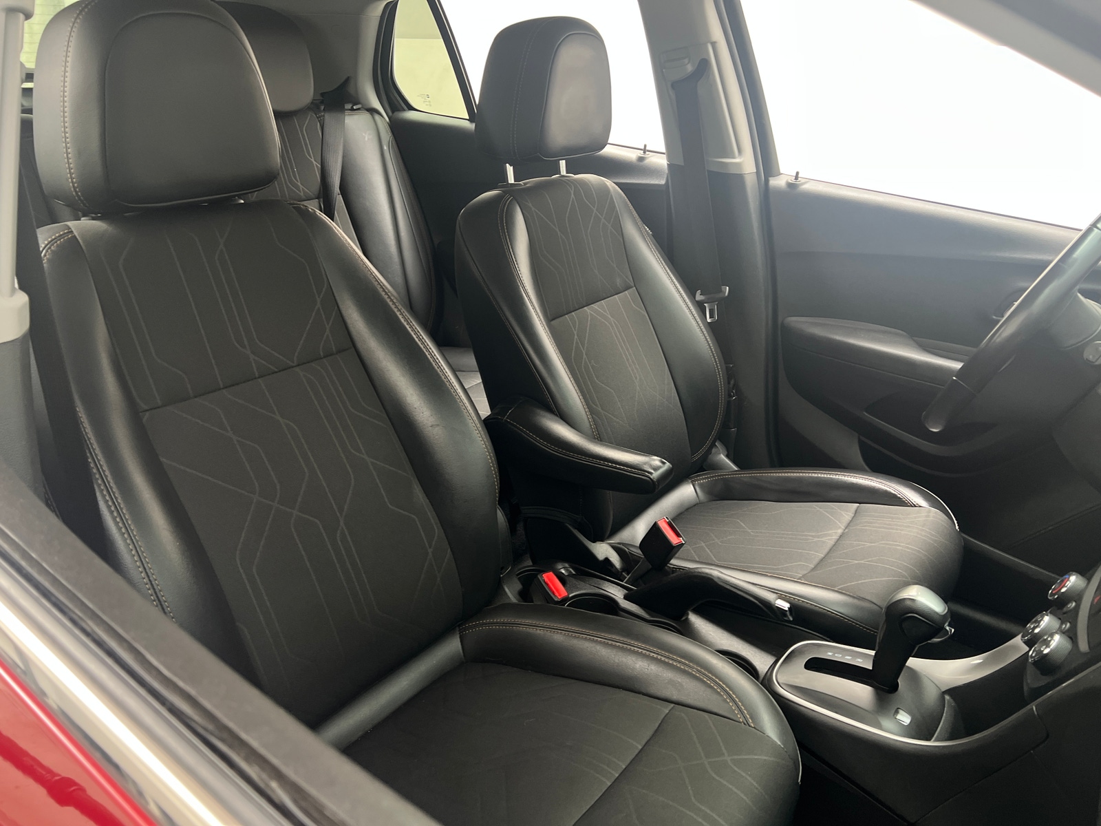 Thumbnail: 2019 Chevrolet Trax - 2