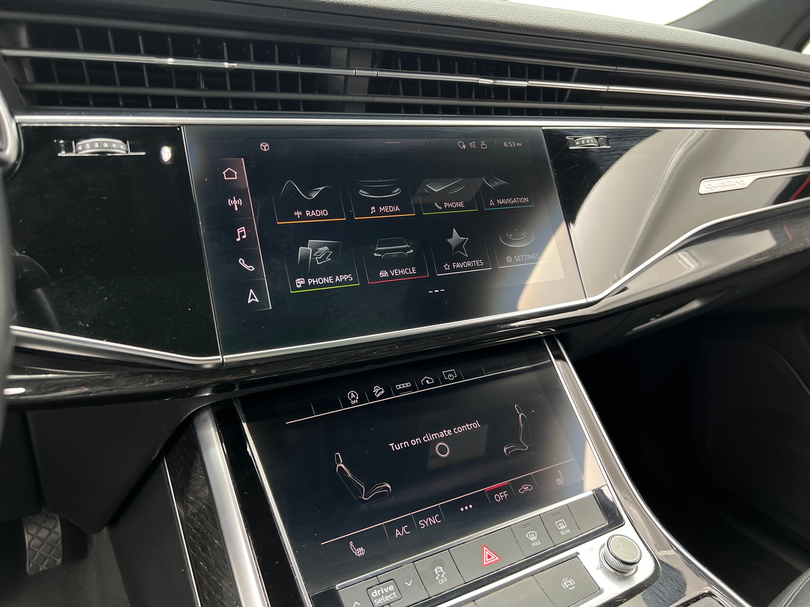 Thumbnail: 2021 Audi Q7 - 3