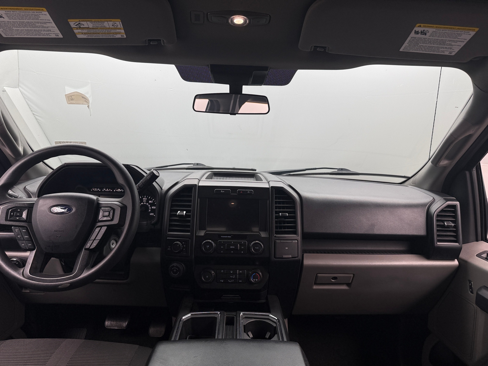 Thumbnail: 2020 Ford Econoline - 3