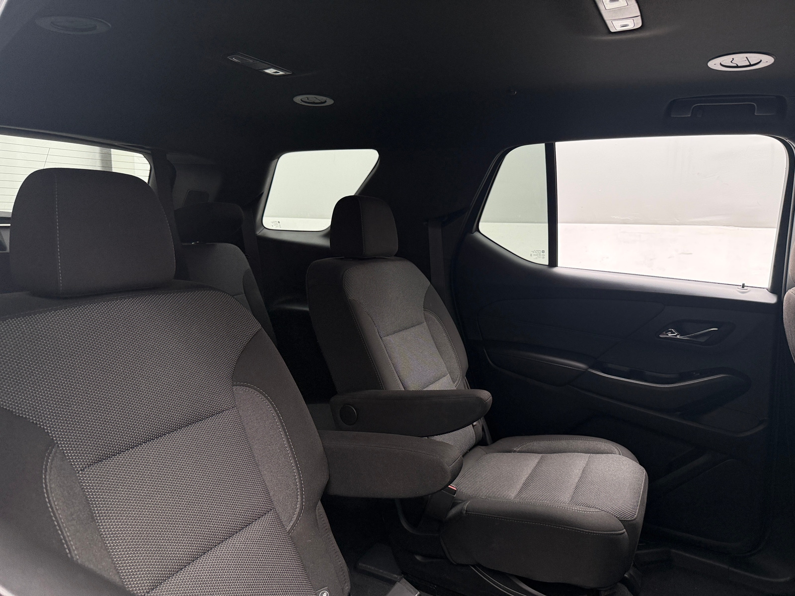 Thumbnail: 2023 Chevrolet Traverse - 6