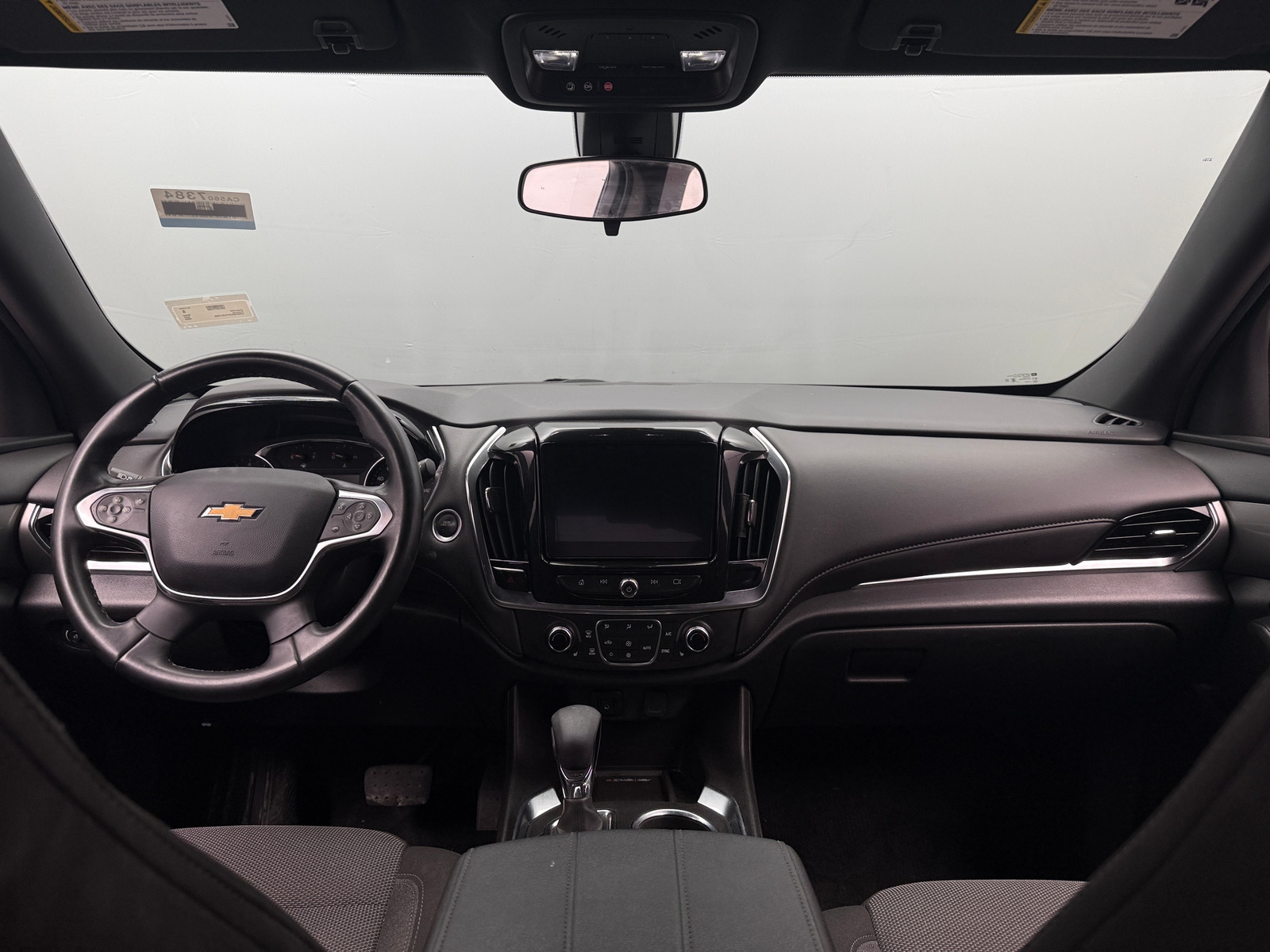 Thumbnail: 2023 Chevrolet Traverse - 3