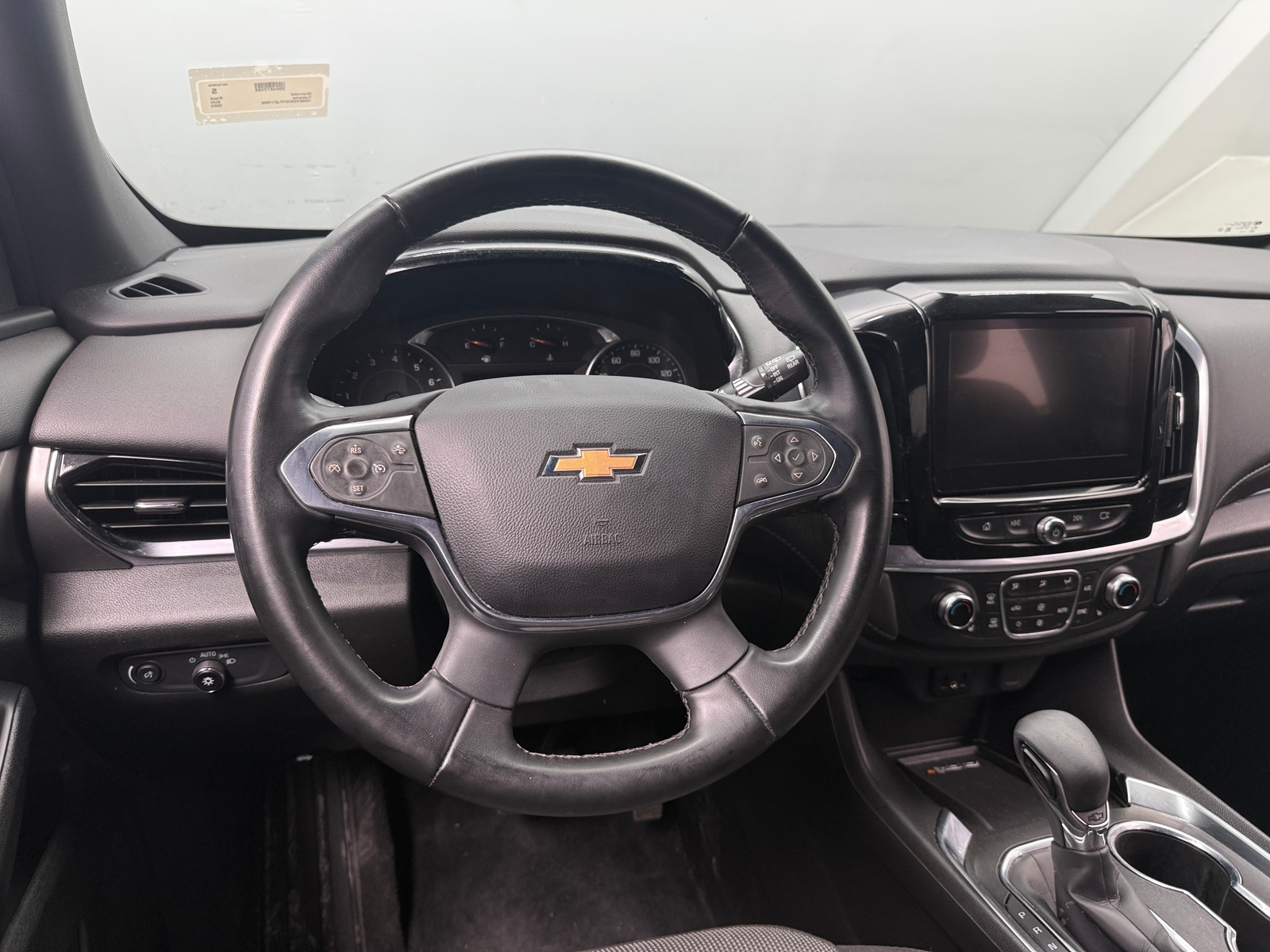 Thumbnail: 2023 Chevrolet Traverse - 5