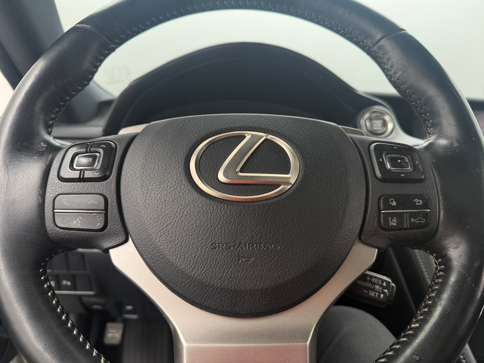 Thumbnail: 2019 Lexus RC - 3