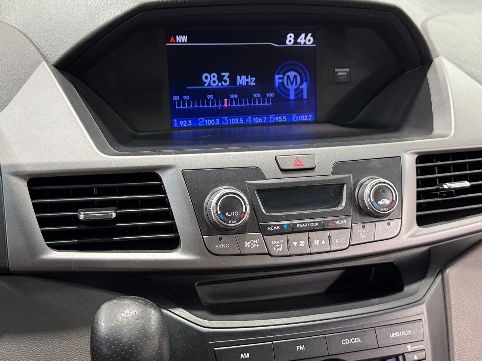 Thumbnail: 2012 Honda Odyssey - 4