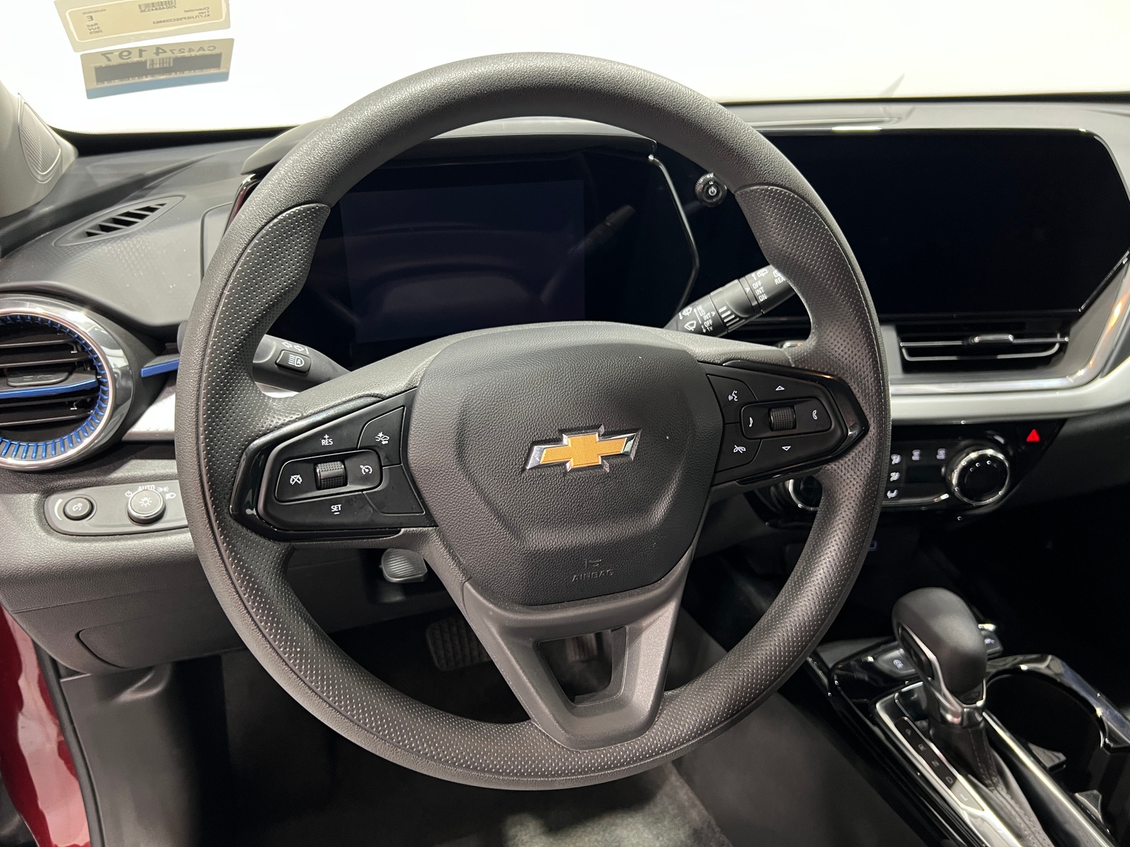 Thumbnail: 2025 Chevrolet Trax - 5