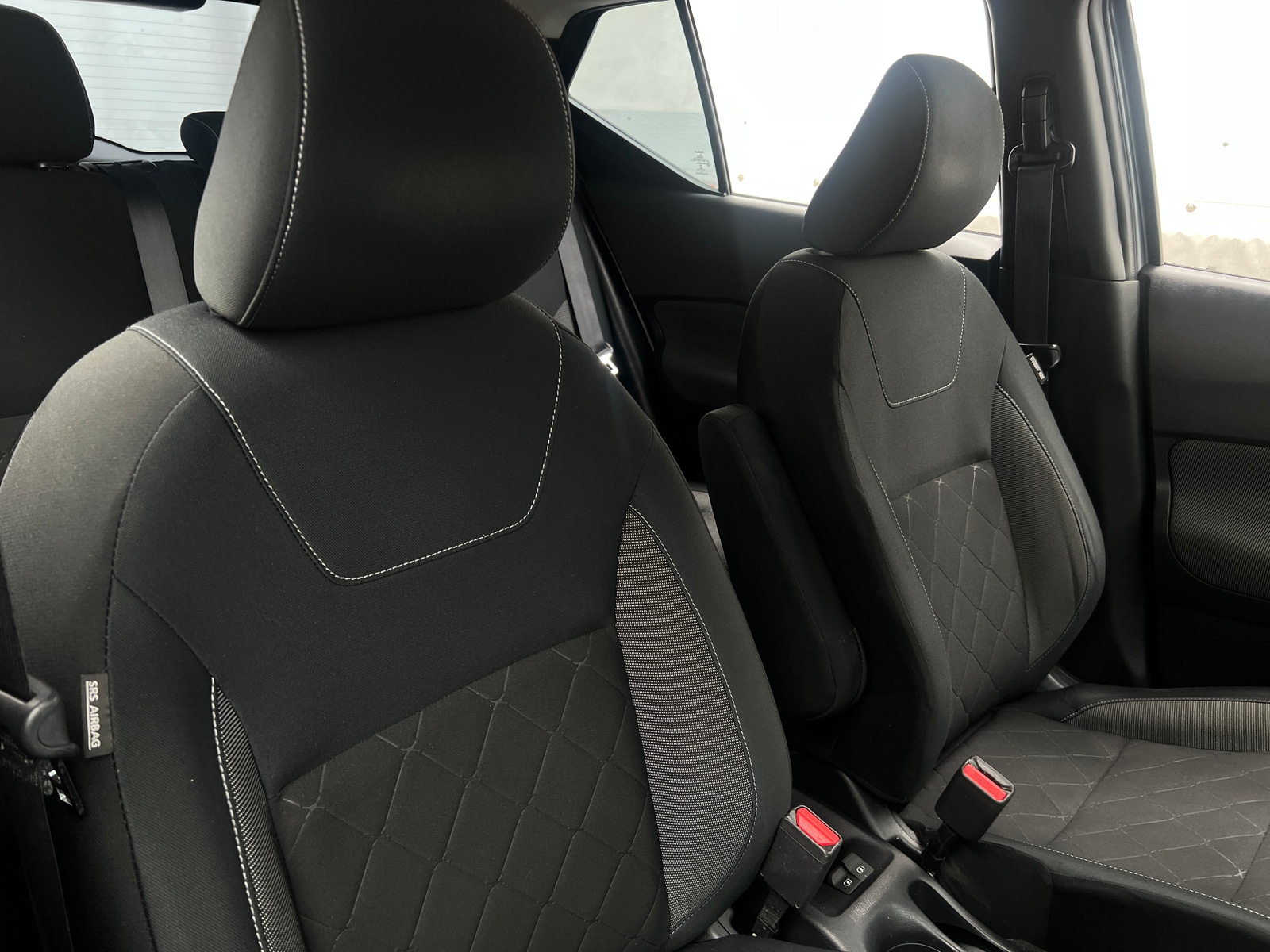 Thumbnail: 2019 Nissan Kicks - 2