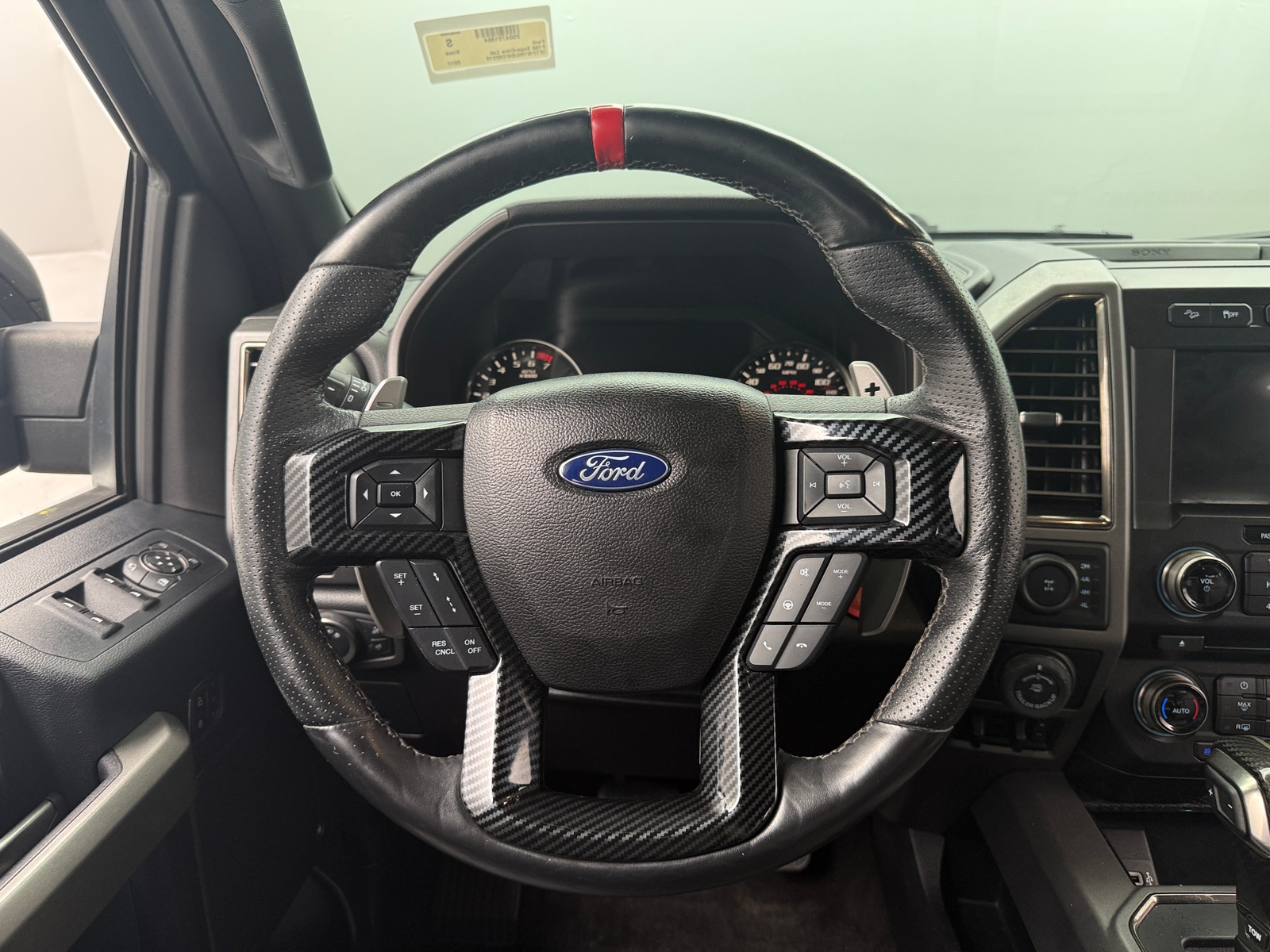 Thumbnail: 2017 Ford Econoline - 5
