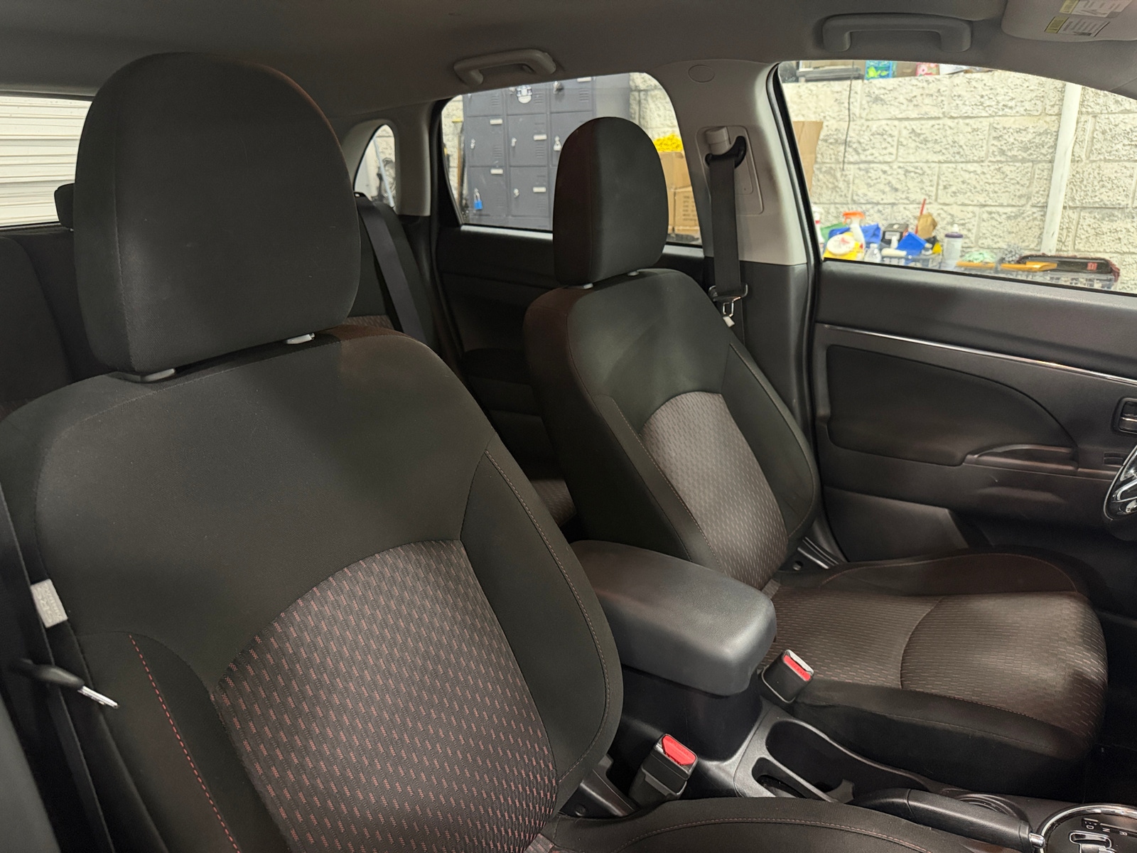 Thumbnail: 2017 Mitsubishi Outlander Sport - 2