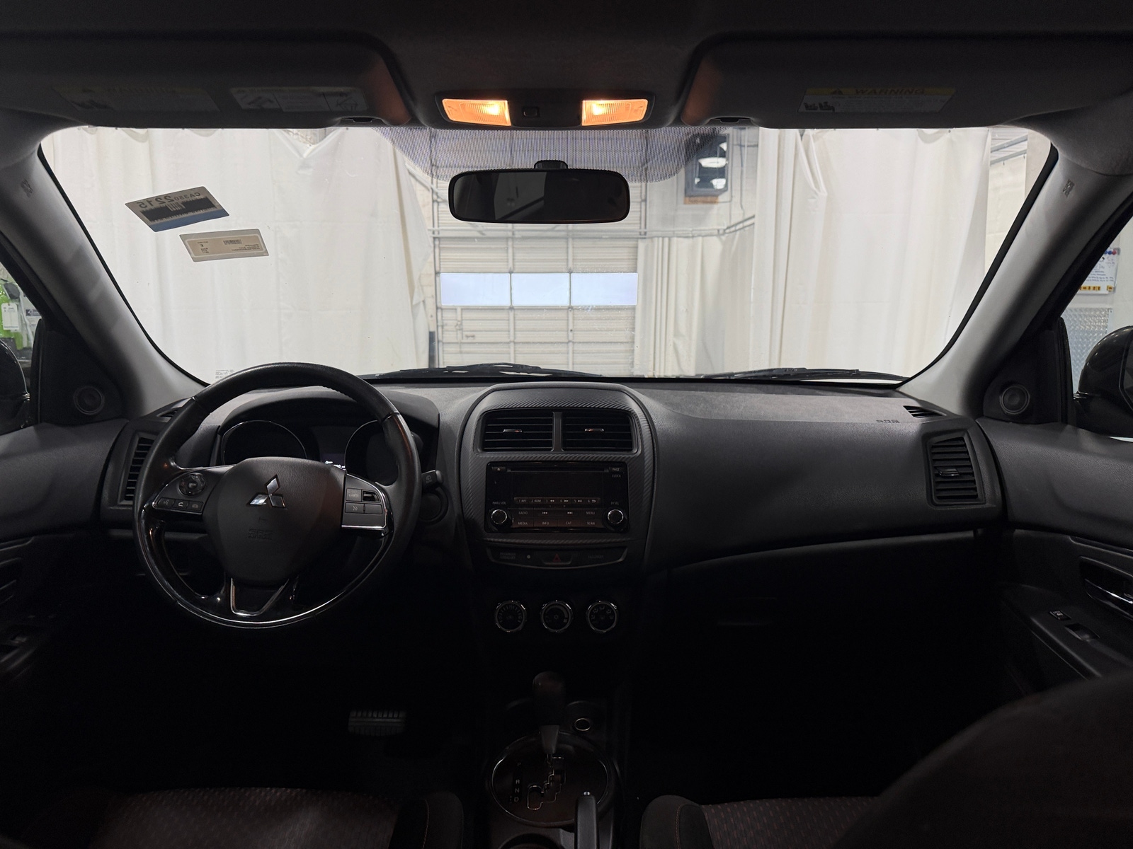 Thumbnail: 2017 Mitsubishi Outlander Sport - 3
