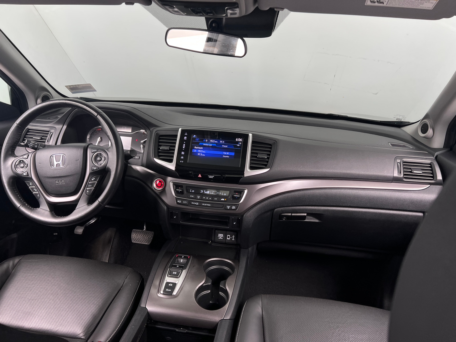 Thumbnail: 2020 Honda Ridgeline - 2