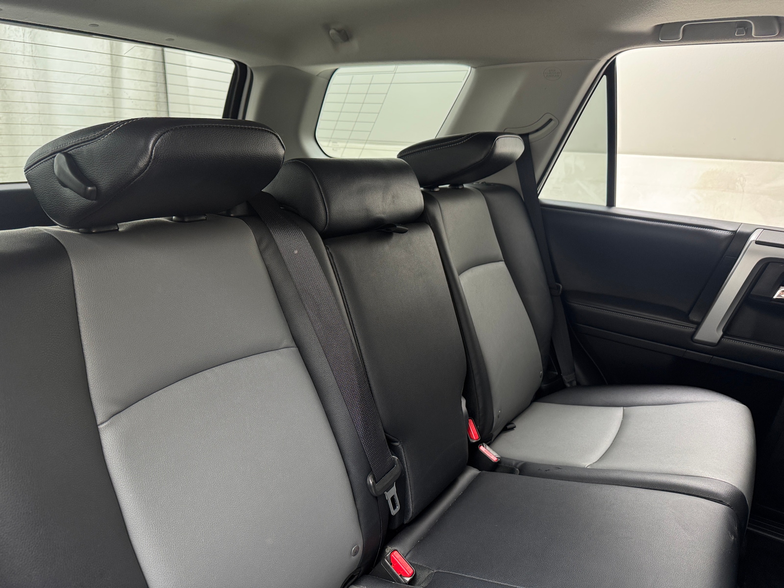 Thumbnail: 2016 Toyota 4Runner - 6
