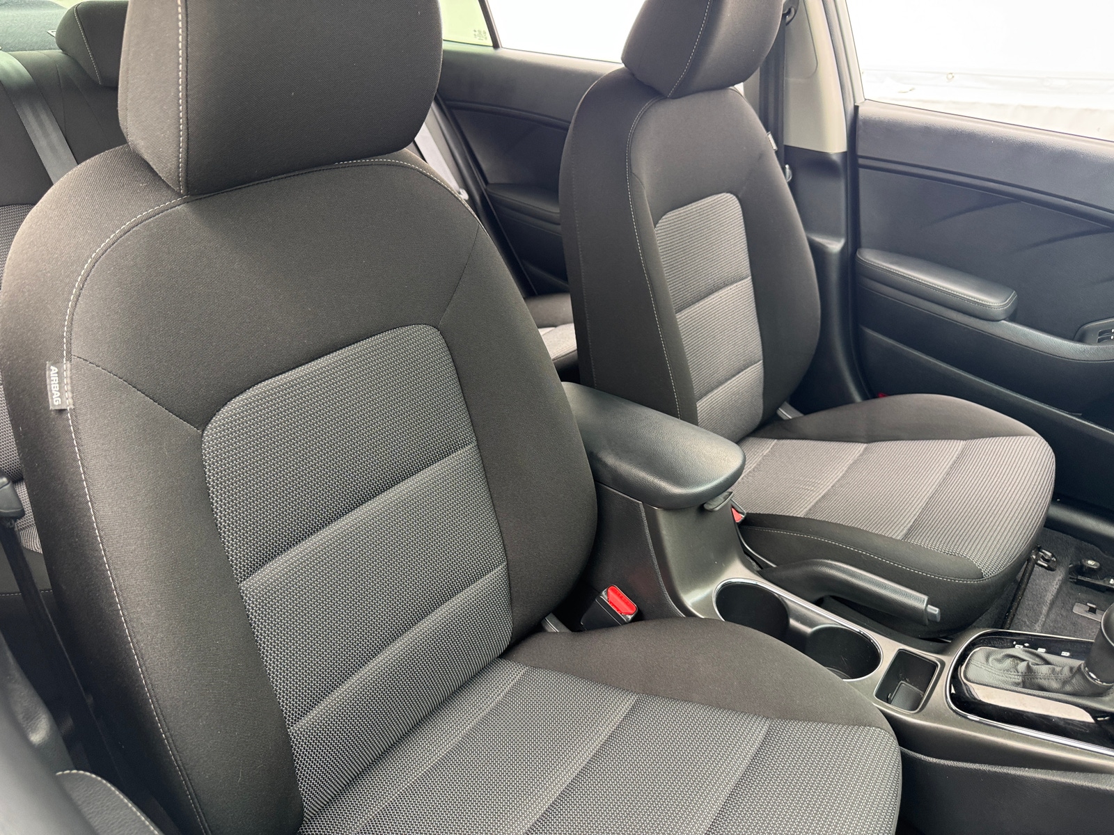 Thumbnail: 2017 Kia Forte - 2