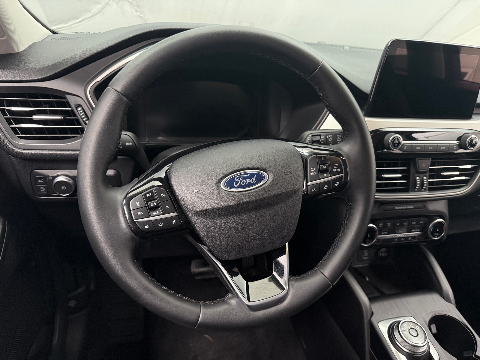 Thumbnail: 2022 Ford Escape - 4