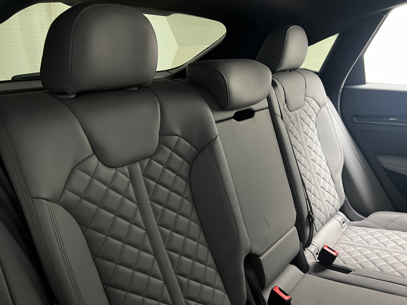 Thumbnail: 2021 Audi SQ5 - 5