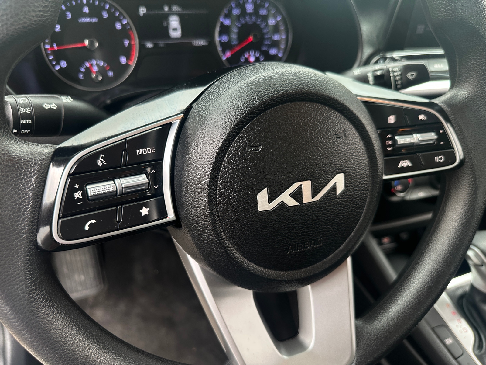 Thumbnail: 2024 Kia Forte - 5