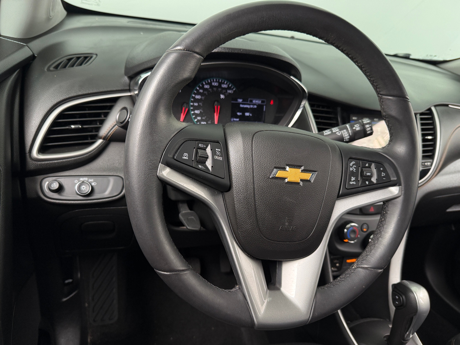 Thumbnail: 2018 Chevrolet Trax - 5