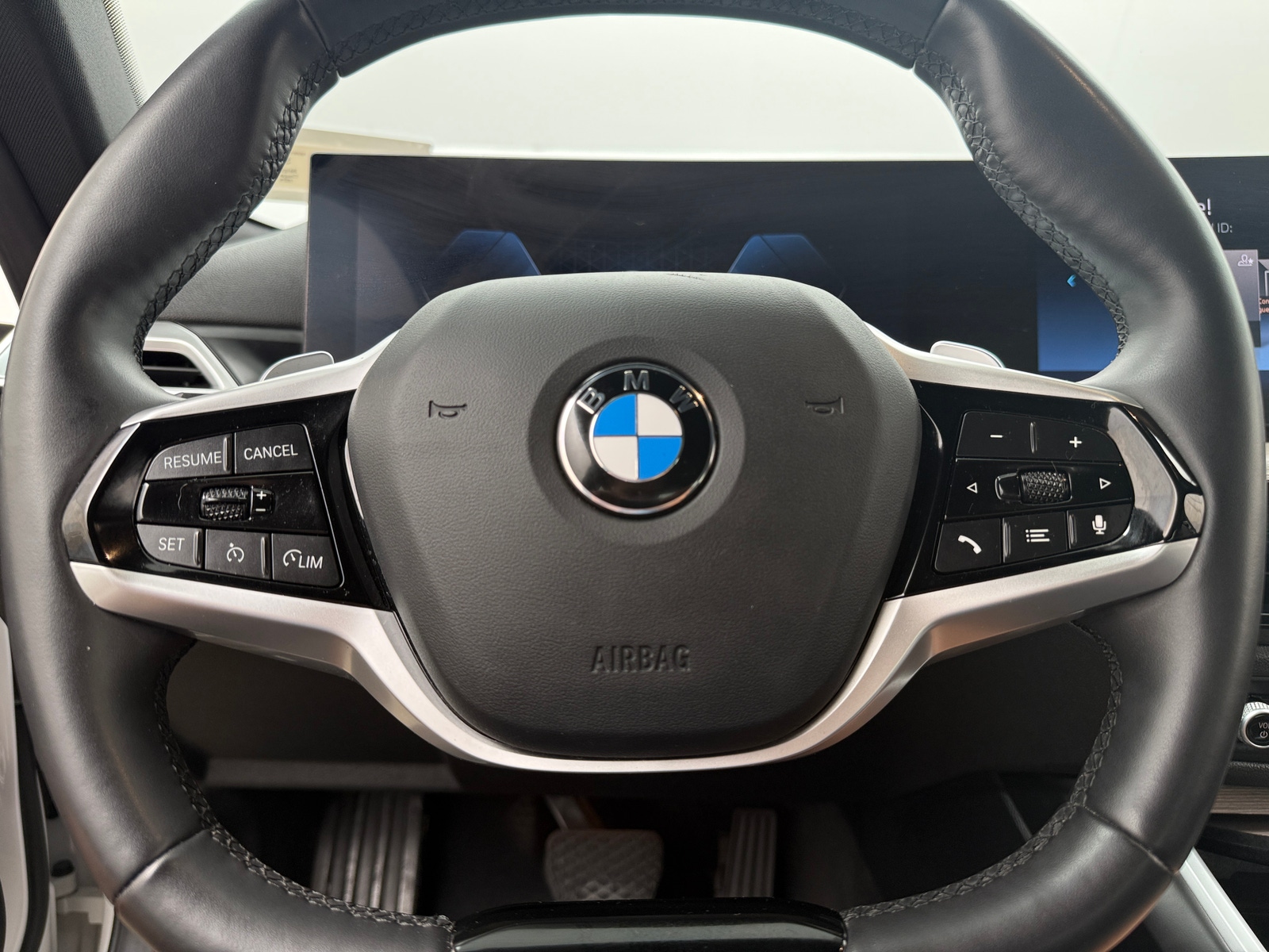 Thumbnail: 2025 BMW 4 Series - 3