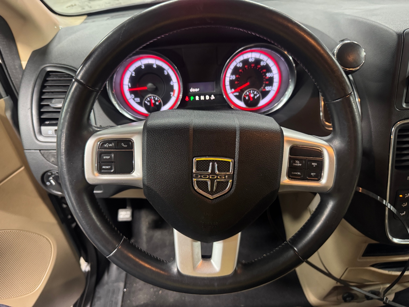Thumbnail: 2015 Dodge Grand Caravan - 5