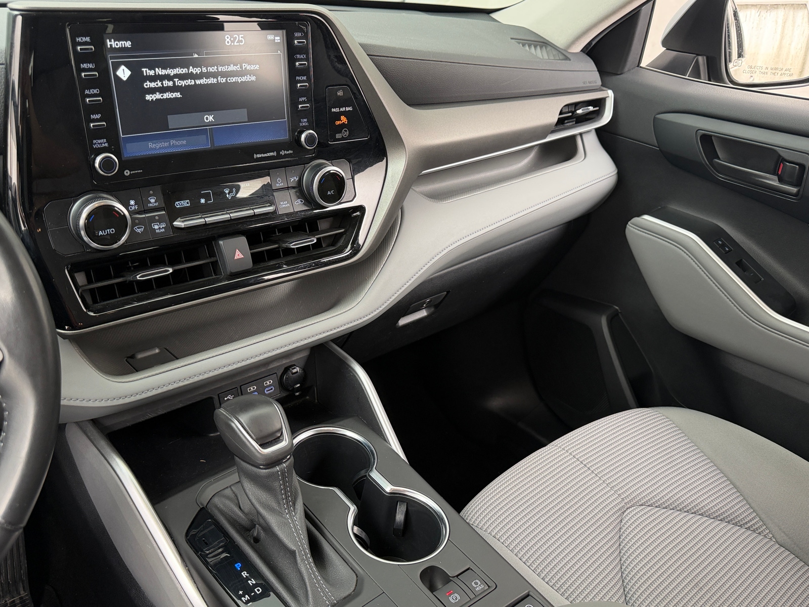 Thumbnail: 2022 Toyota Highlander - 4