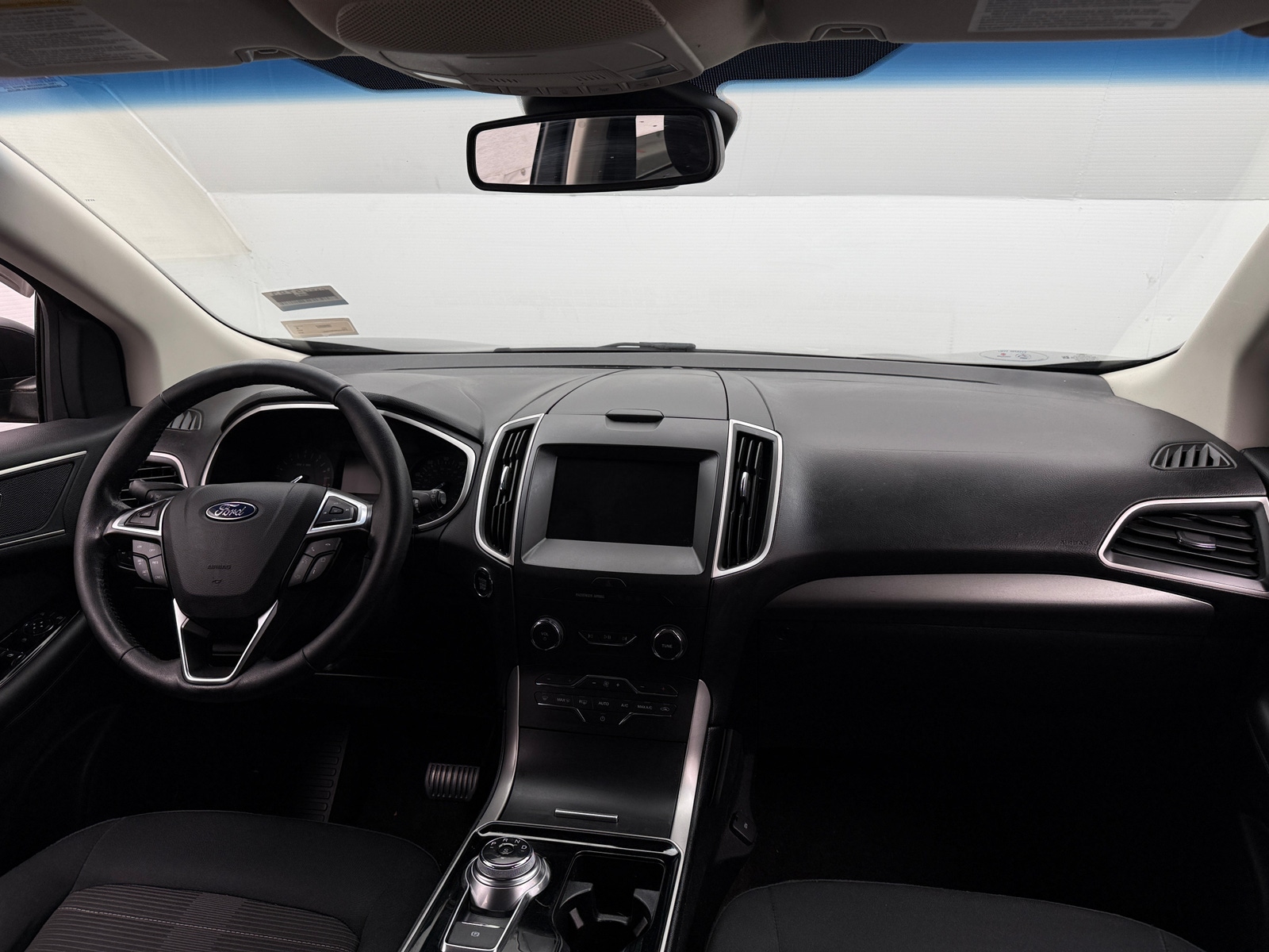 Thumbnail: 2019 Ford Edge - 3