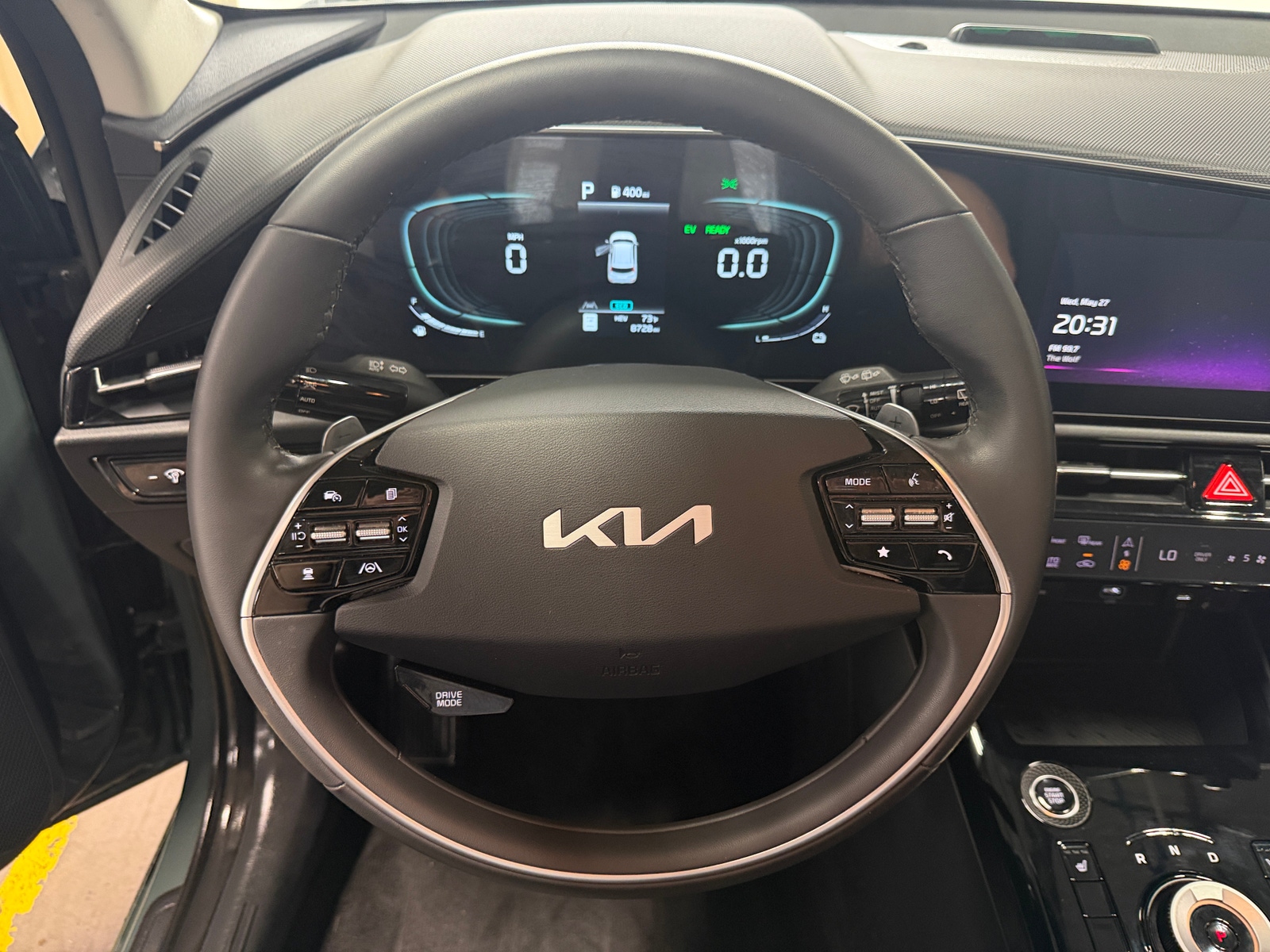 Thumbnail: 2023 Kia Niro - 5